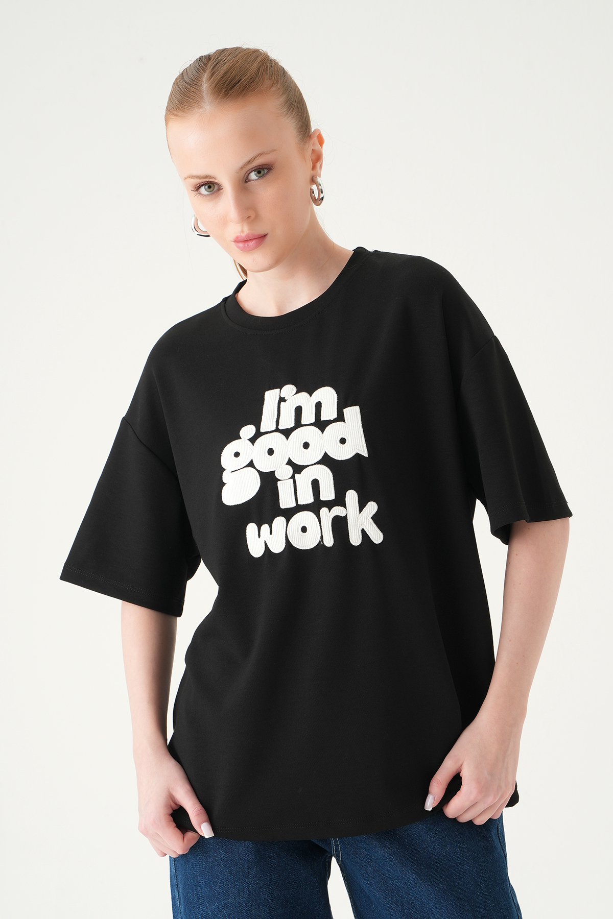 Siyah Yazı Nakışlı Tişört 8106 - 2