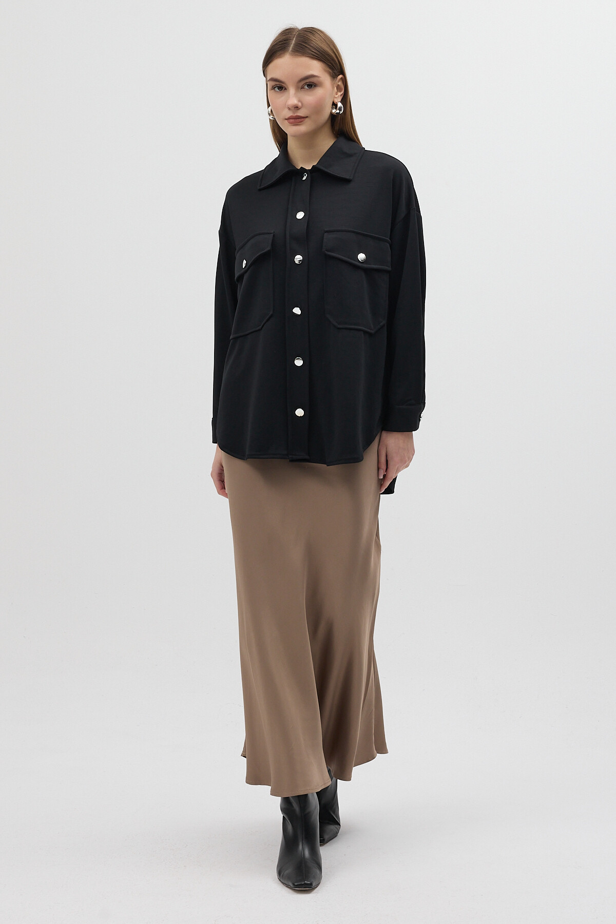 Siyah Büyük Cepli Ceket Yaka Uzun Kollu Kadın Gömlek 8108A - 5