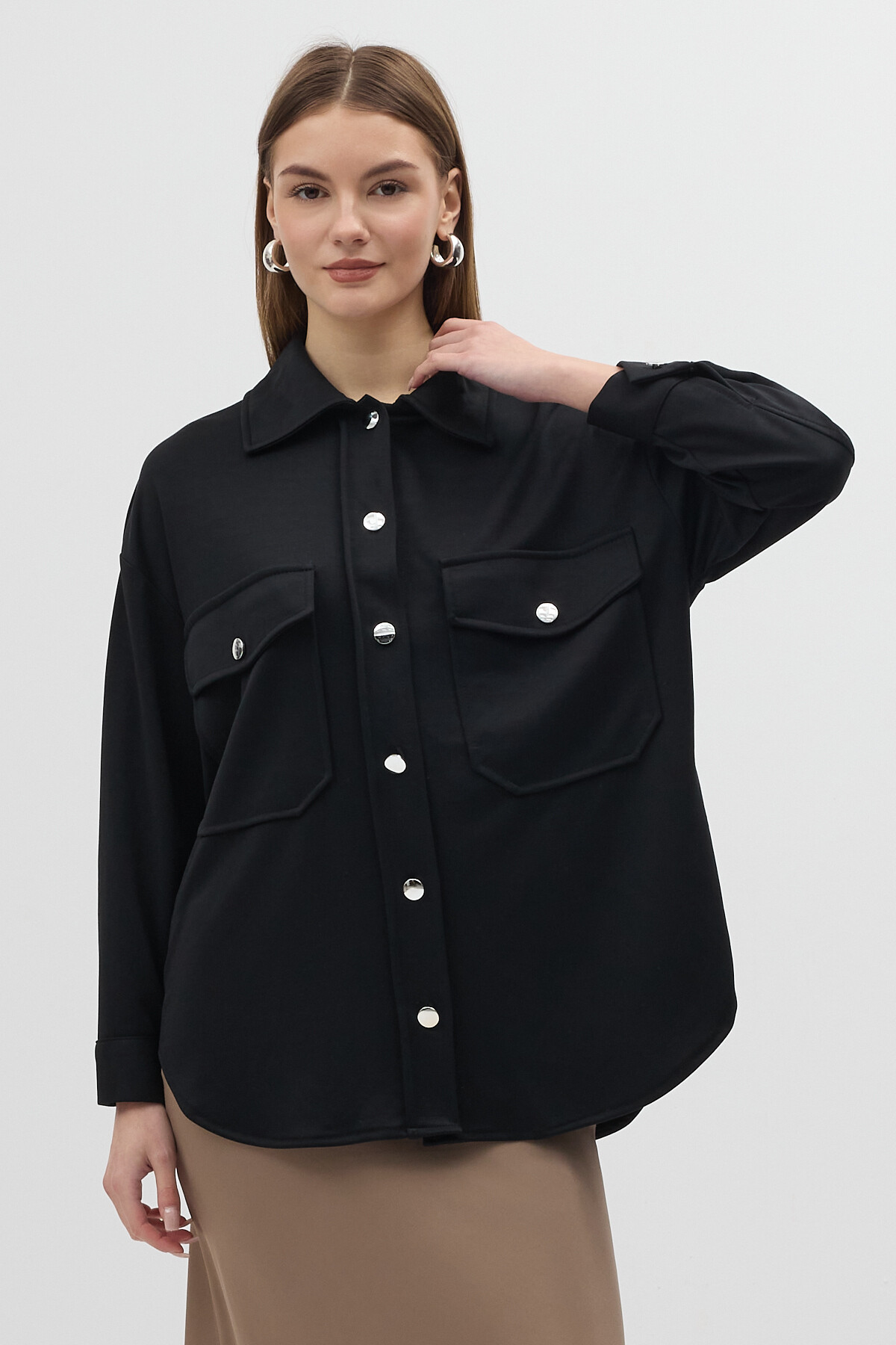 Siyah Büyük Cepli Ceket Yaka Uzun Kollu Kadın Gömlek 8108A 