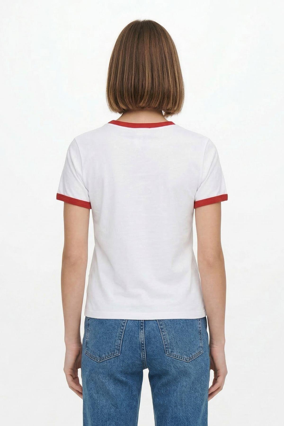 8109 Yazı Baskılı Yaka Detay Tişört Kırmızı - 4