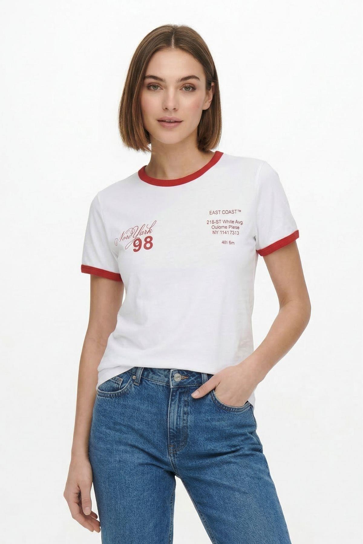 Kırmızı Yazı Baskılı Yaka Detay Tişört 8109 - RAYS