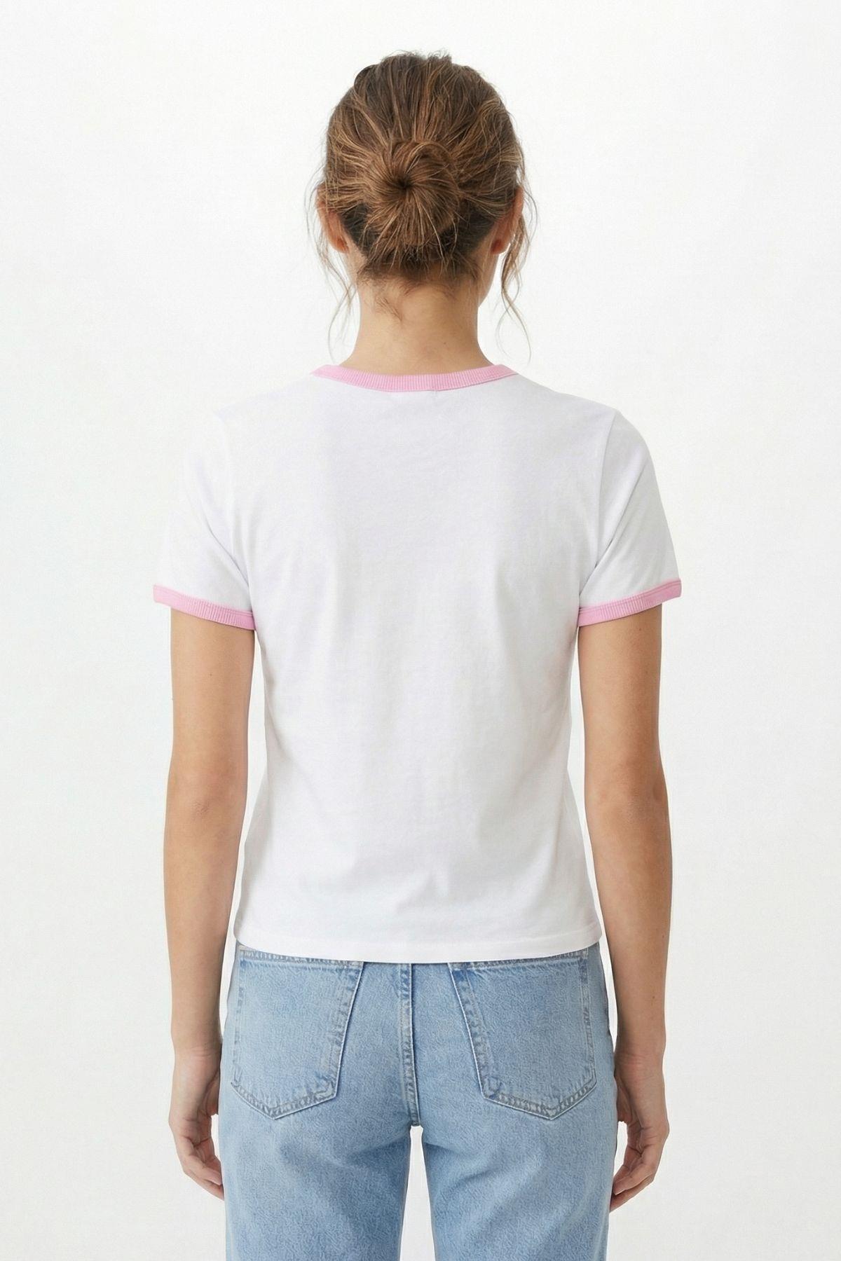8109 Yazı Baskılı Yaka Detay Tişört Pembe - 4