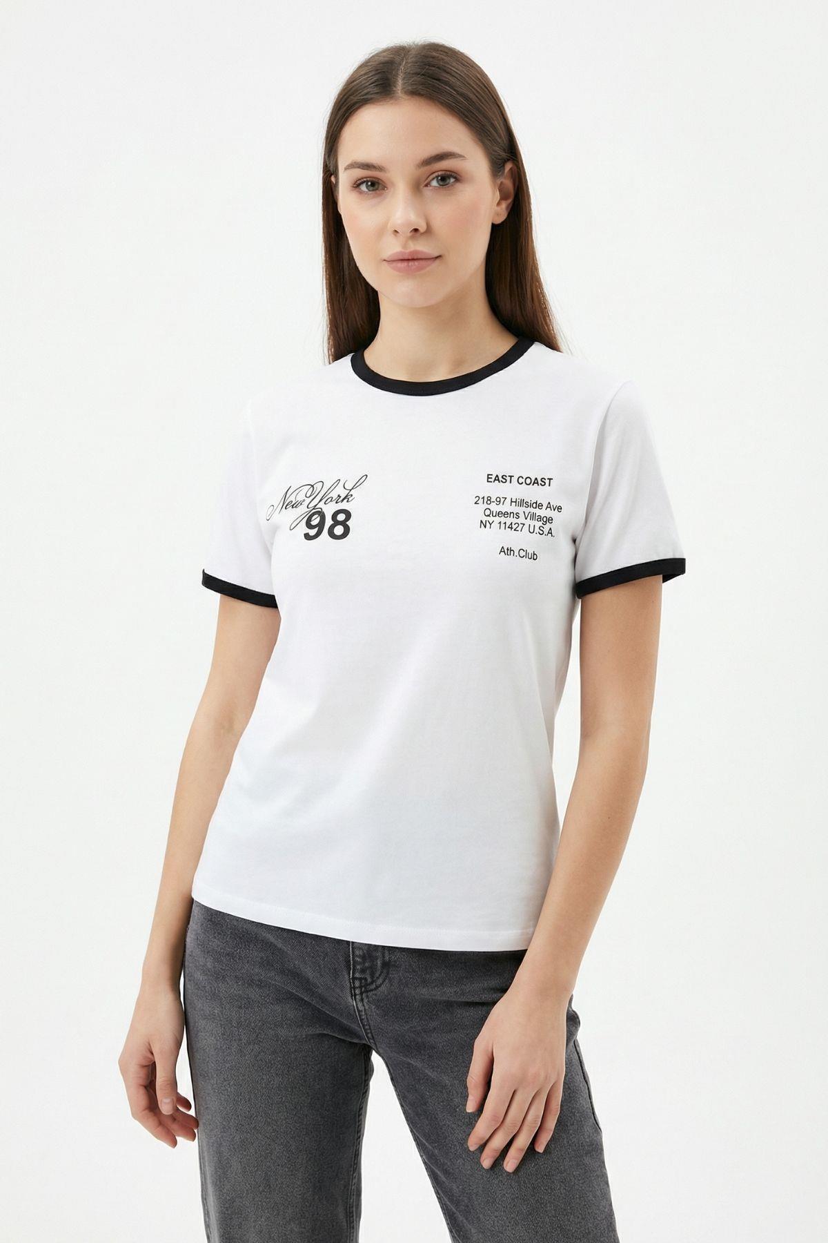 Siyah Yazı Baskılı Yaka Detay Tişört 8109 - RAYS