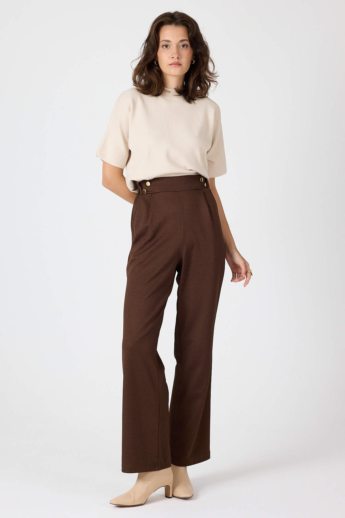 Kahve Gold Düğme Detaylı Bol Paça Kadın Pantolon 8111A - 2