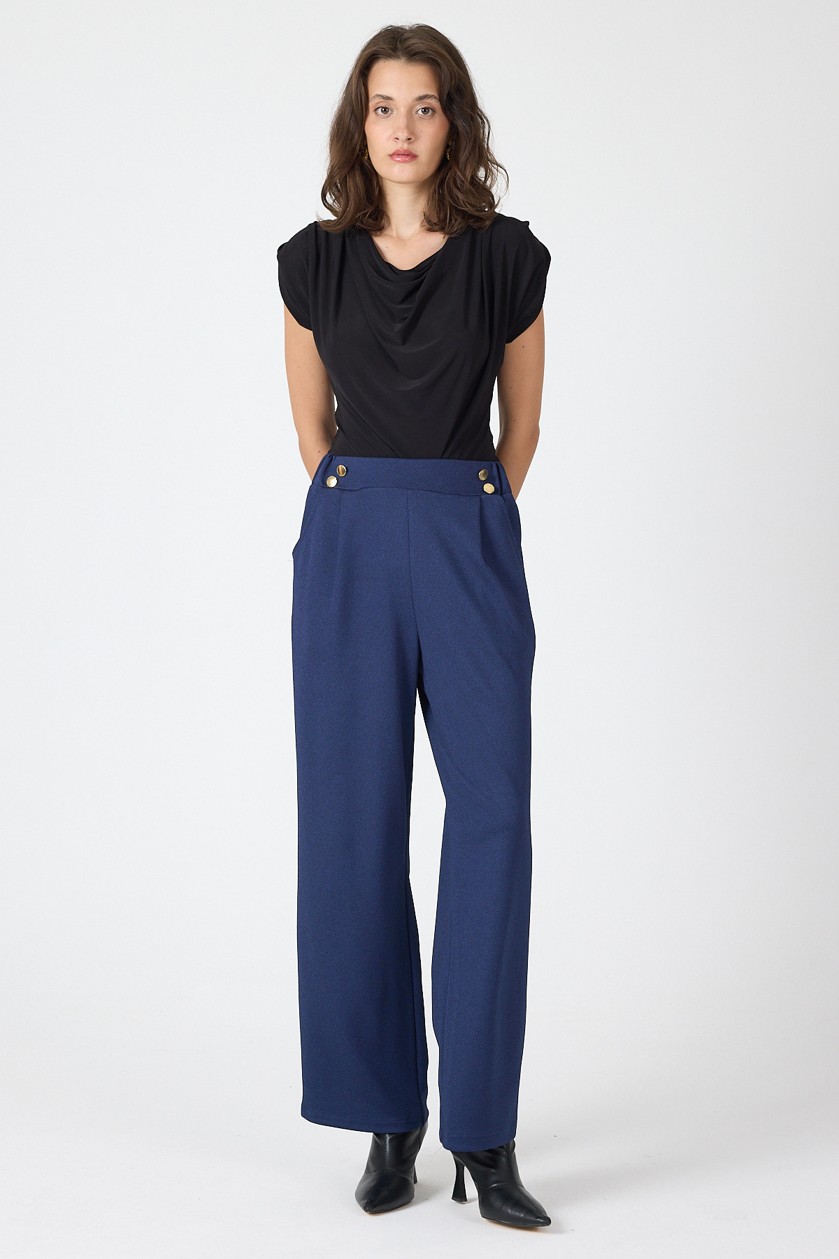 Laci Gold Düğme Detaylı Bol Paça Kadın Pantolon 8111A - 2