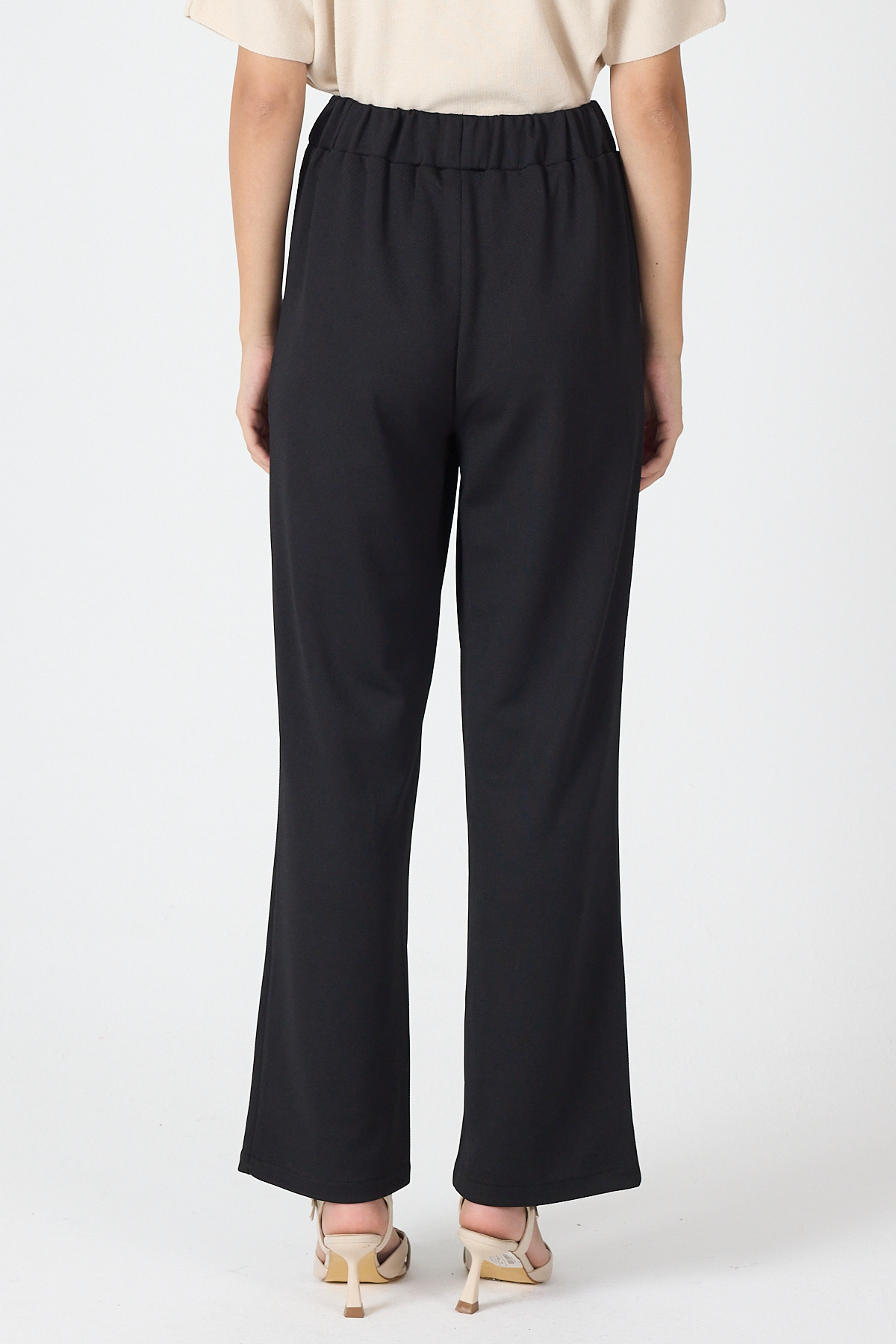 Siyah Gold Düğme Detaylı Bol Paça Kadın Pantolon 8111A - 5