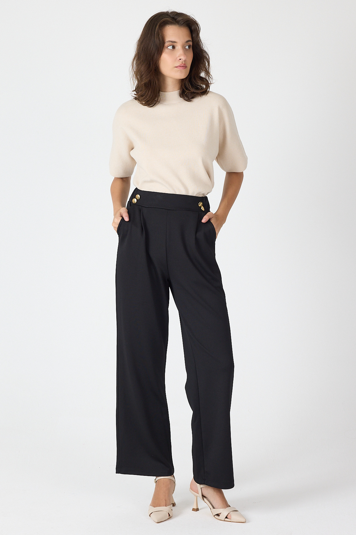Siyah Gold Düğme Detaylı Bol Paça Kadın Pantolon 8111A - 6