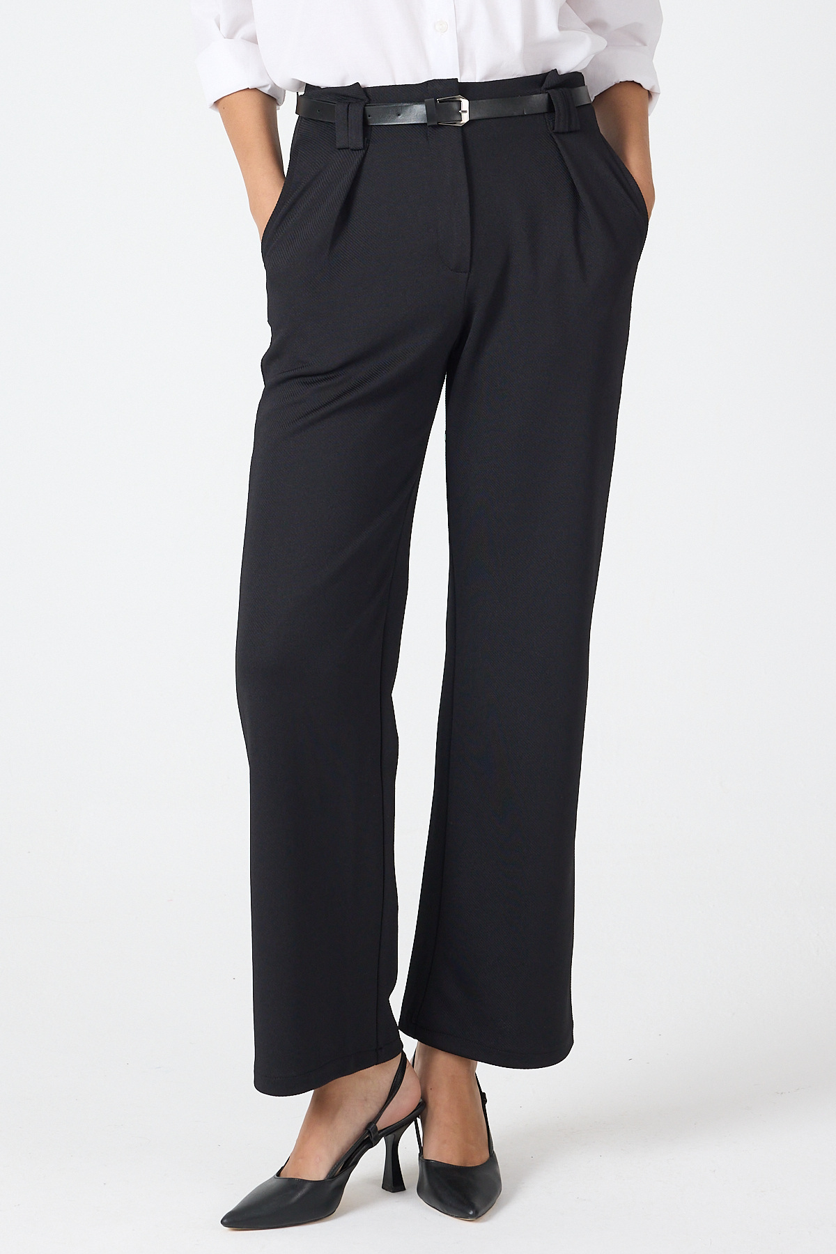 Siyah Pileli Kemerli Kadın Kumaş Pantolon 8119A - 3