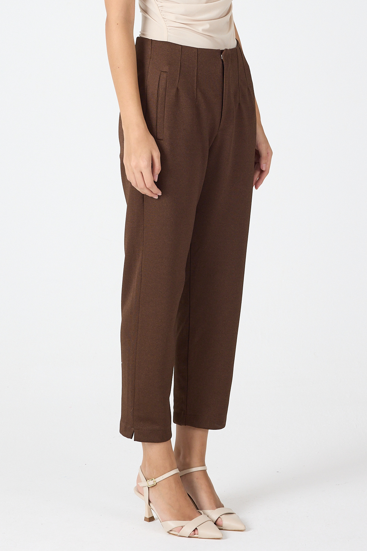 Kahve Yüksek Bel Pens Detaylı Kadın Pantolon 8122A - 3