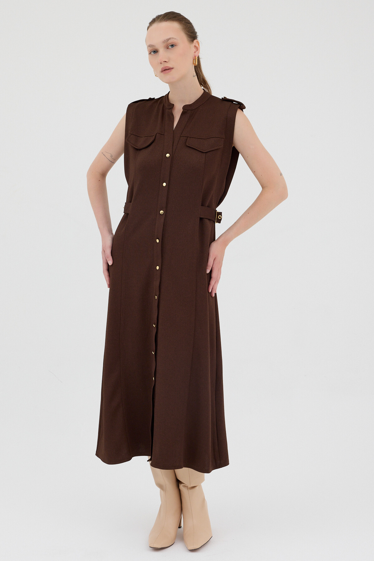 Kahve Gold Düğme Detaylı Midi Elbise 8125A 