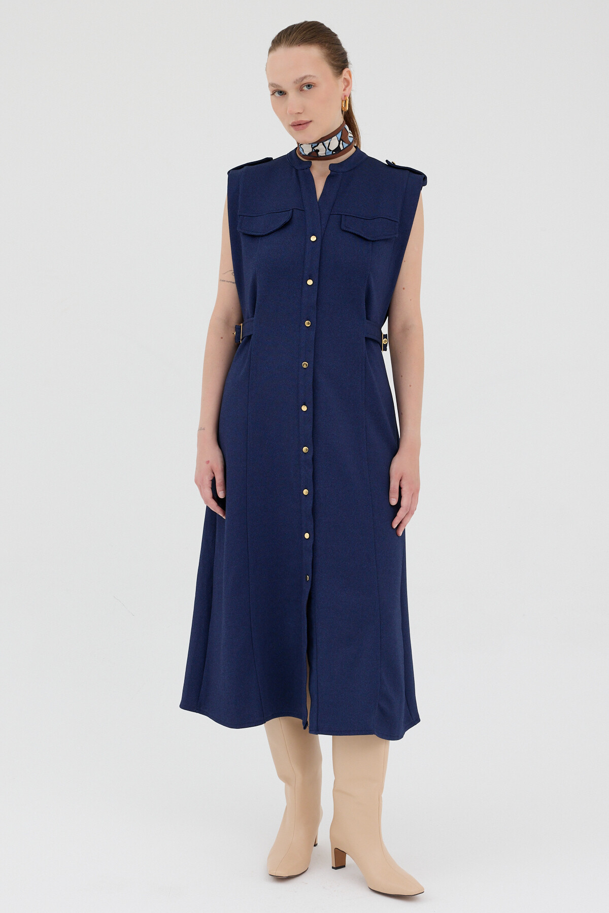 Laci Gold Düğme Detaylı Midi Elbise 8125A 