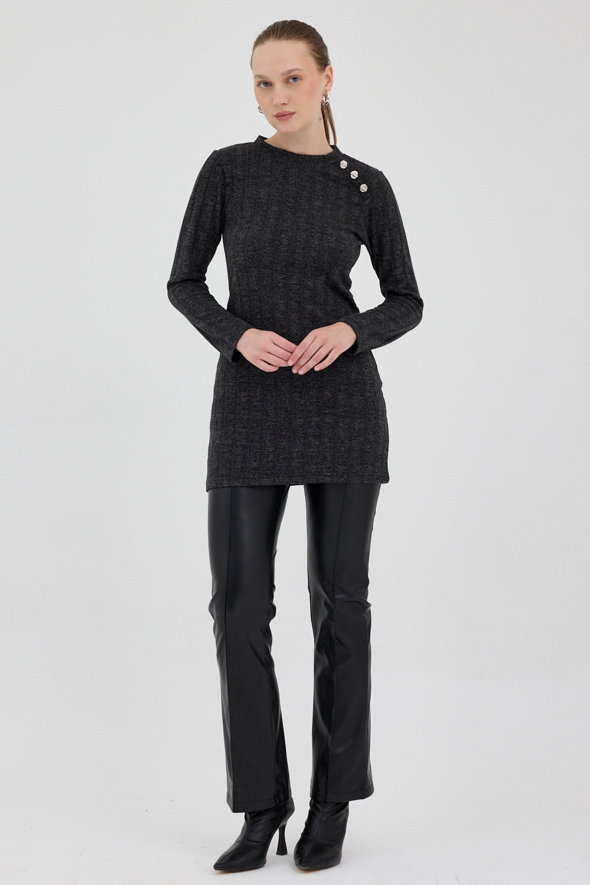 Siyah Düğme Detaylı Çizgili Triko Tunik 8132A - RAYS