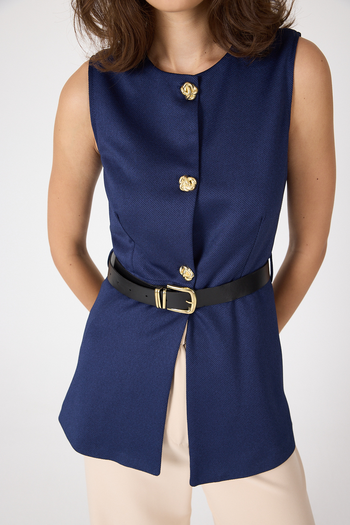 Laci Gold Düğmeli Kemerli Yelek 8145A - RAYS