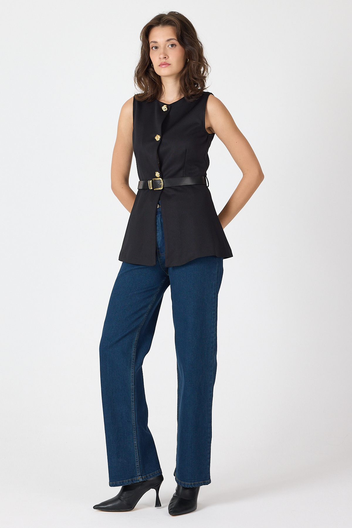 Siyah Gold Düğmeli Kemerli Yelek 8145A - 3