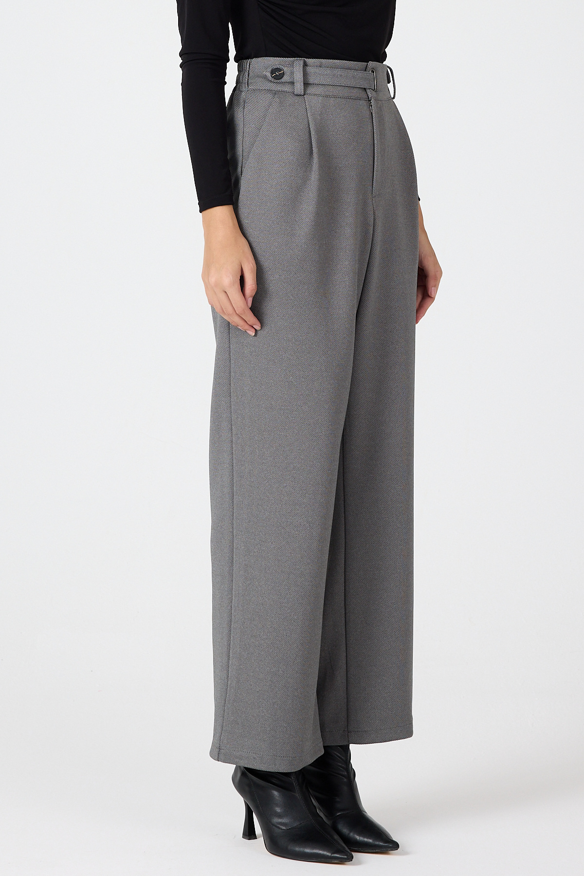 Antrasit Kemerli Yüksek Bel Bol Paça Kadın Pantolon 8147A - RAYS
