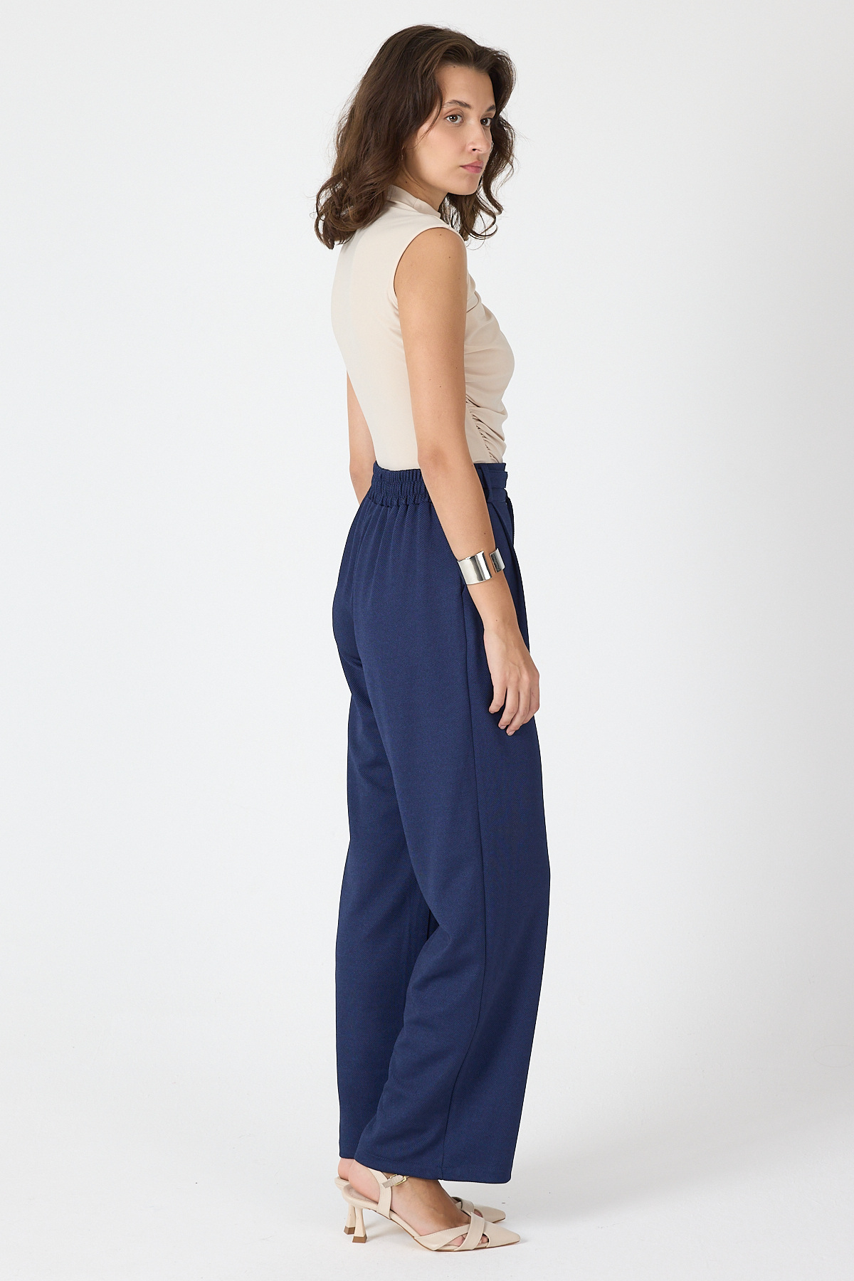 Laci Kemerli Yüksek Bel Bol Paça Kadın Pantolon 8147A - 5