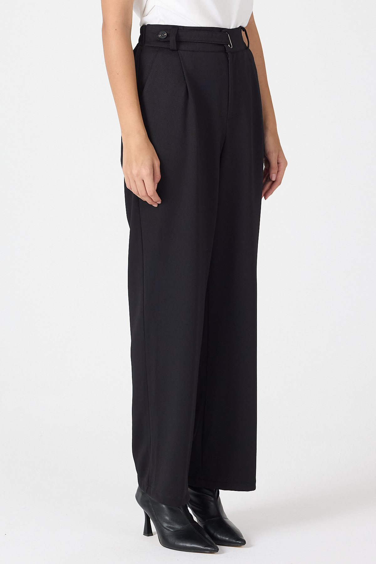 Siyah Kemerli Yüksek Bel Bol Paça Kadın Pantolon 8147A - 3