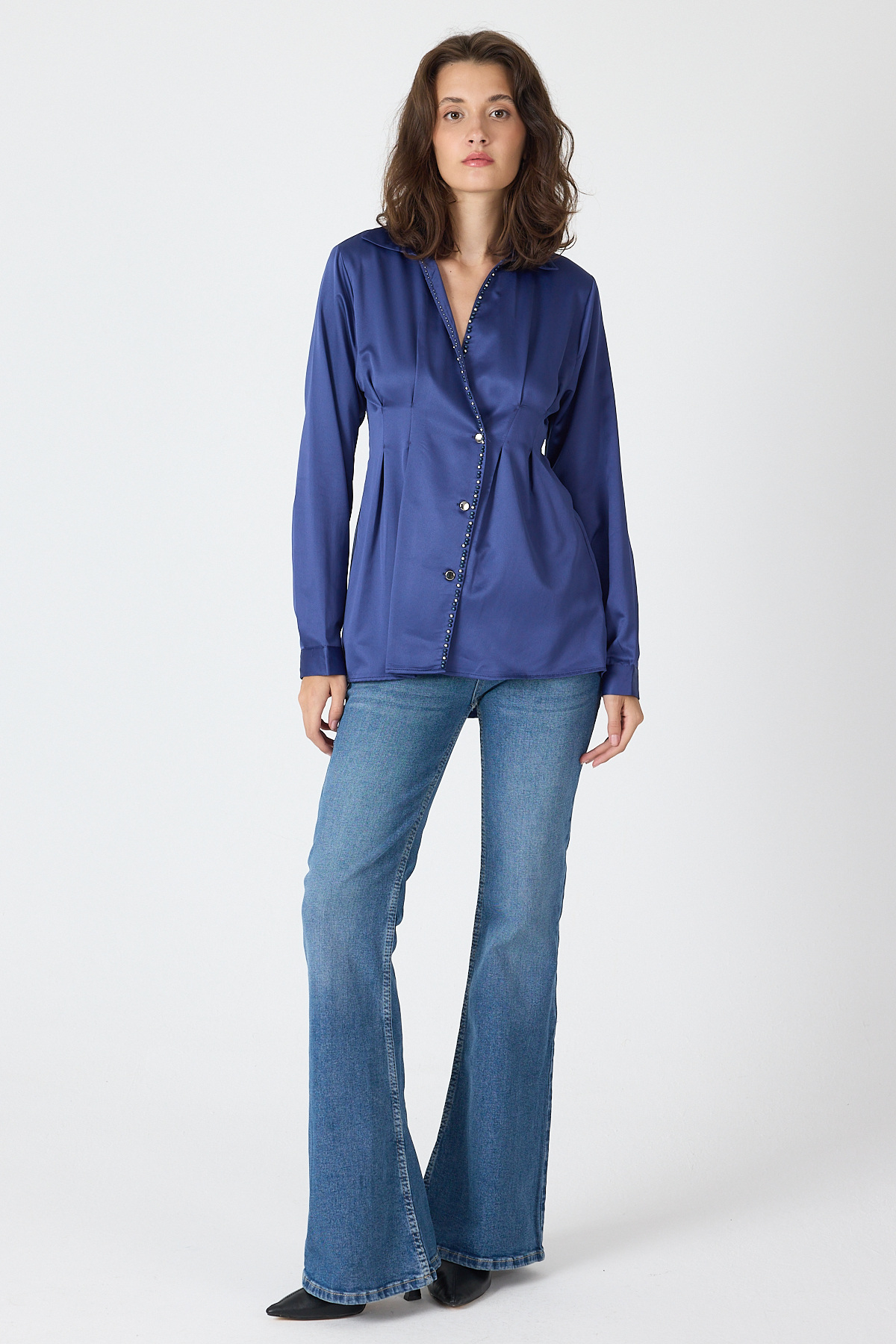 Laci Kruvaze Kesim Taş İşlemeli Kadın Saten Gömlek 8149A - RAYS