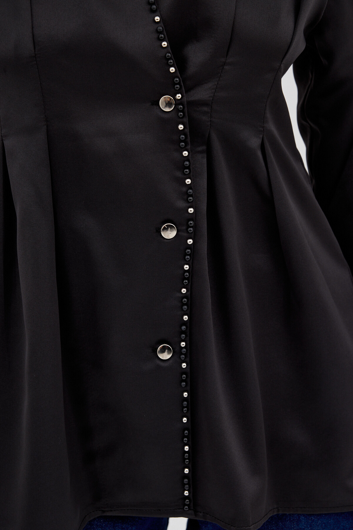 Siyah Kruvaze Kesim Taş İşlemeli Kadın Saten Gömlek 8149A - 4