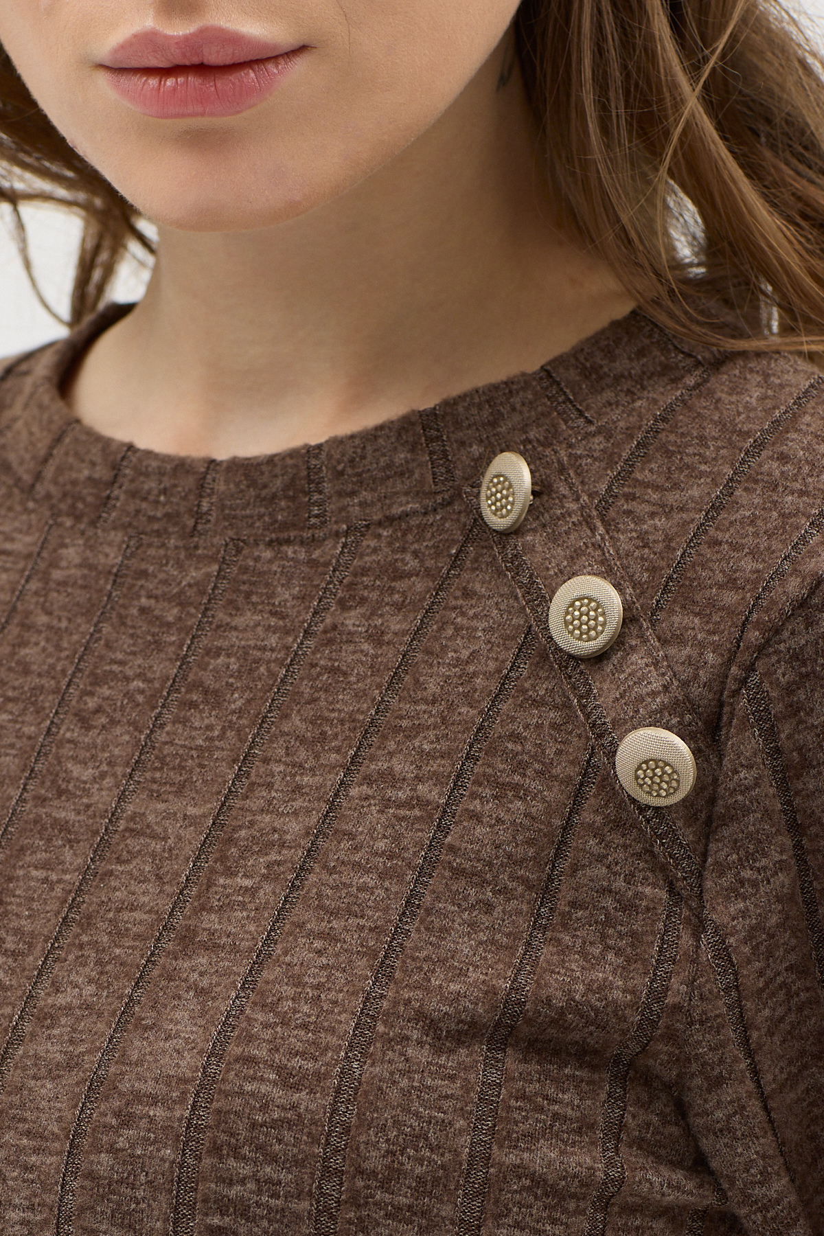 Kahve Omuz Düğme Detaylı Triko Uzun Elbise 8154A - RAYS