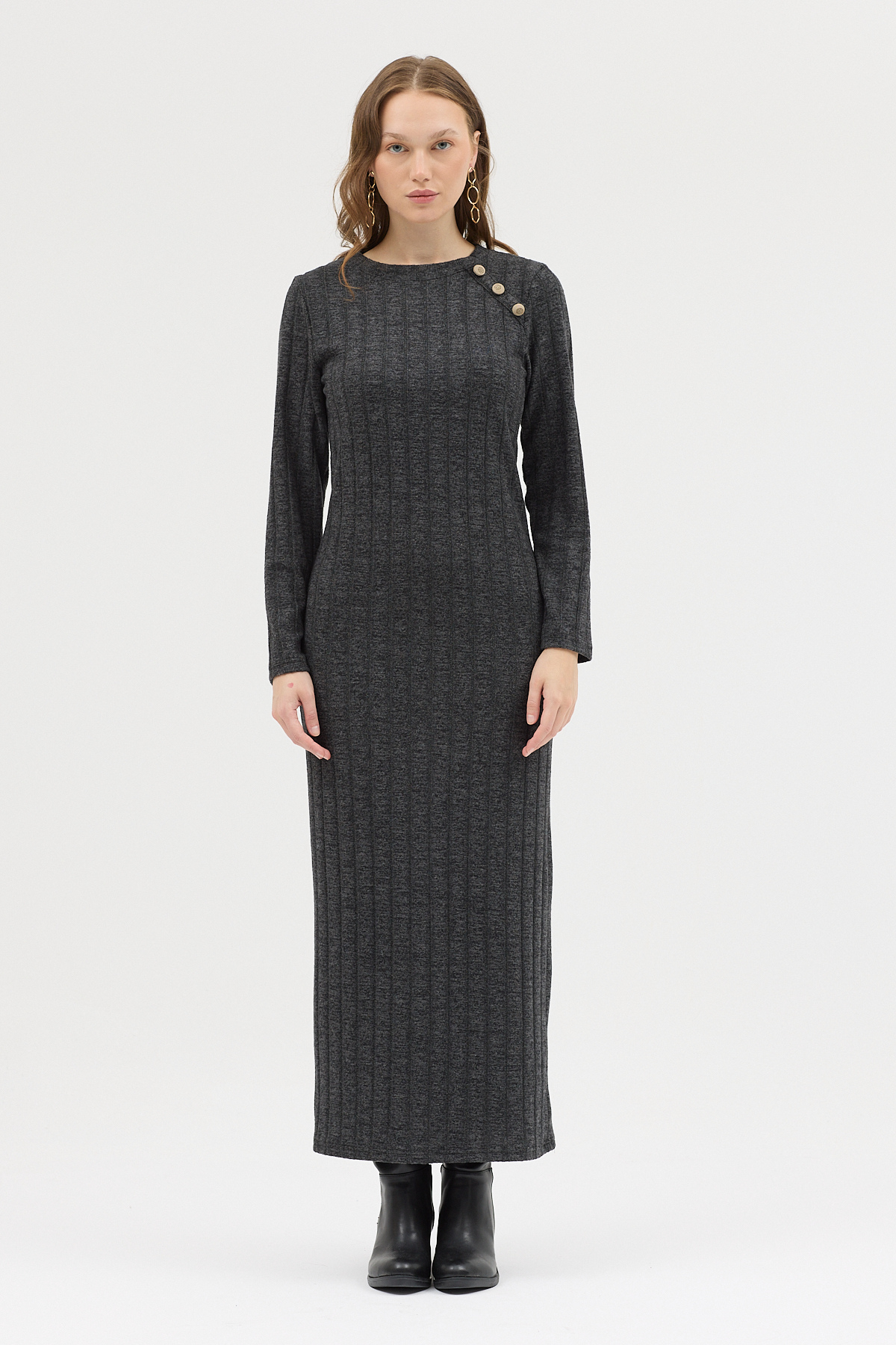 Siyah Omuz Düğme Detaylı Triko Uzun Elbise 8154A - RAYS