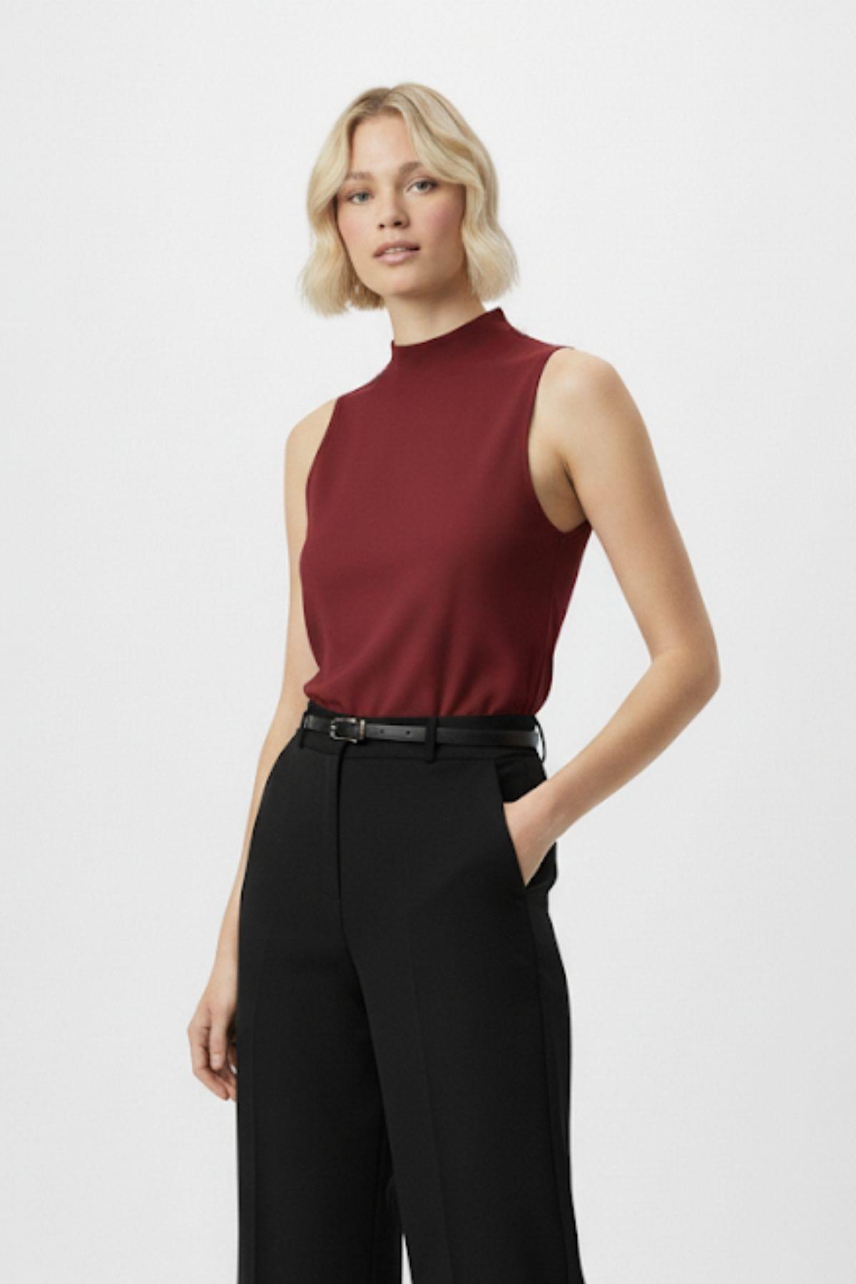 Bordo Kadın Kolsuz Yüksek Yaka Body 8155A 
