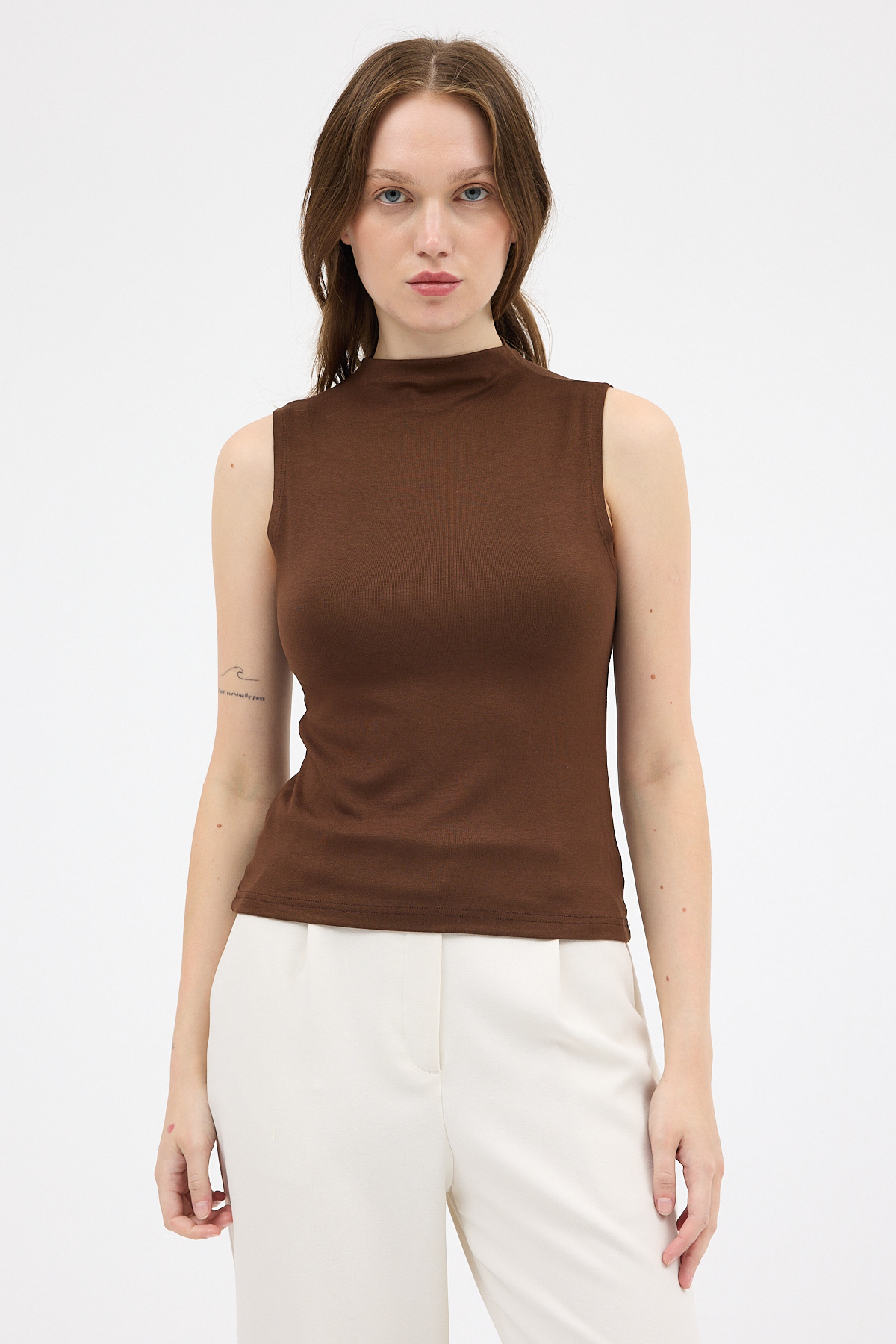 Kahve Kadın Kolsuz Yüksek Yaka Body 8155A - 6