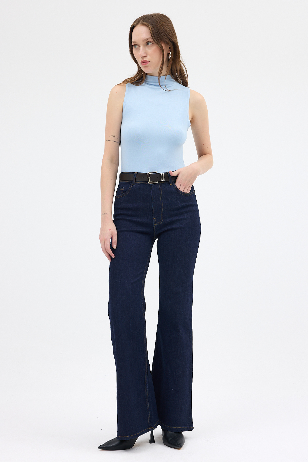 Mavi Kadın Kolsuz Yüksek Yaka Body 8155A - 7