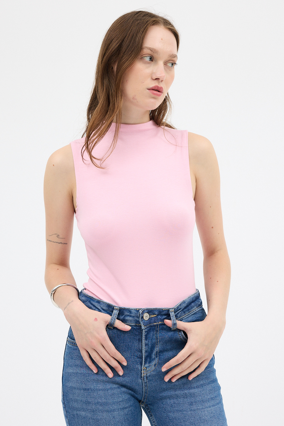 Pembe Kadın Kolsuz Yüksek Yaka Body 8155A - 1