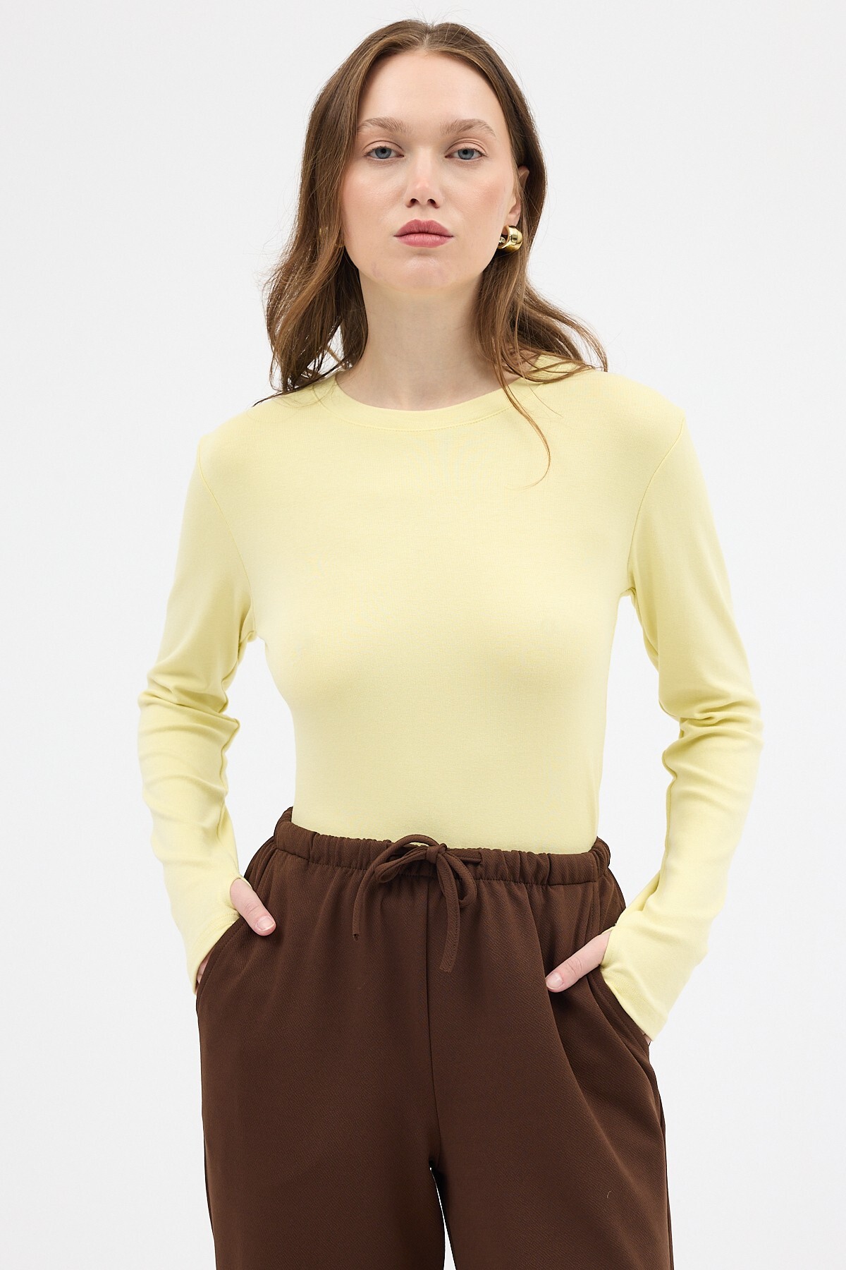 Sarı Premium/Viskoz Yumuşak Kumaşlı Parmak Geçmeli Crop Bluz 8162A - RAYS