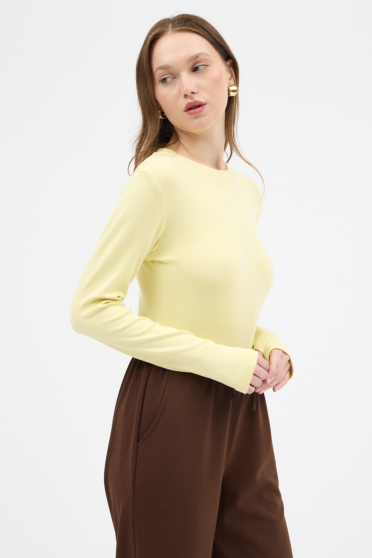 Sarı Premium/Viskoz Yumuşak Kumaşlı Parmak Geçmeli Crop Bluz 8162A - 7