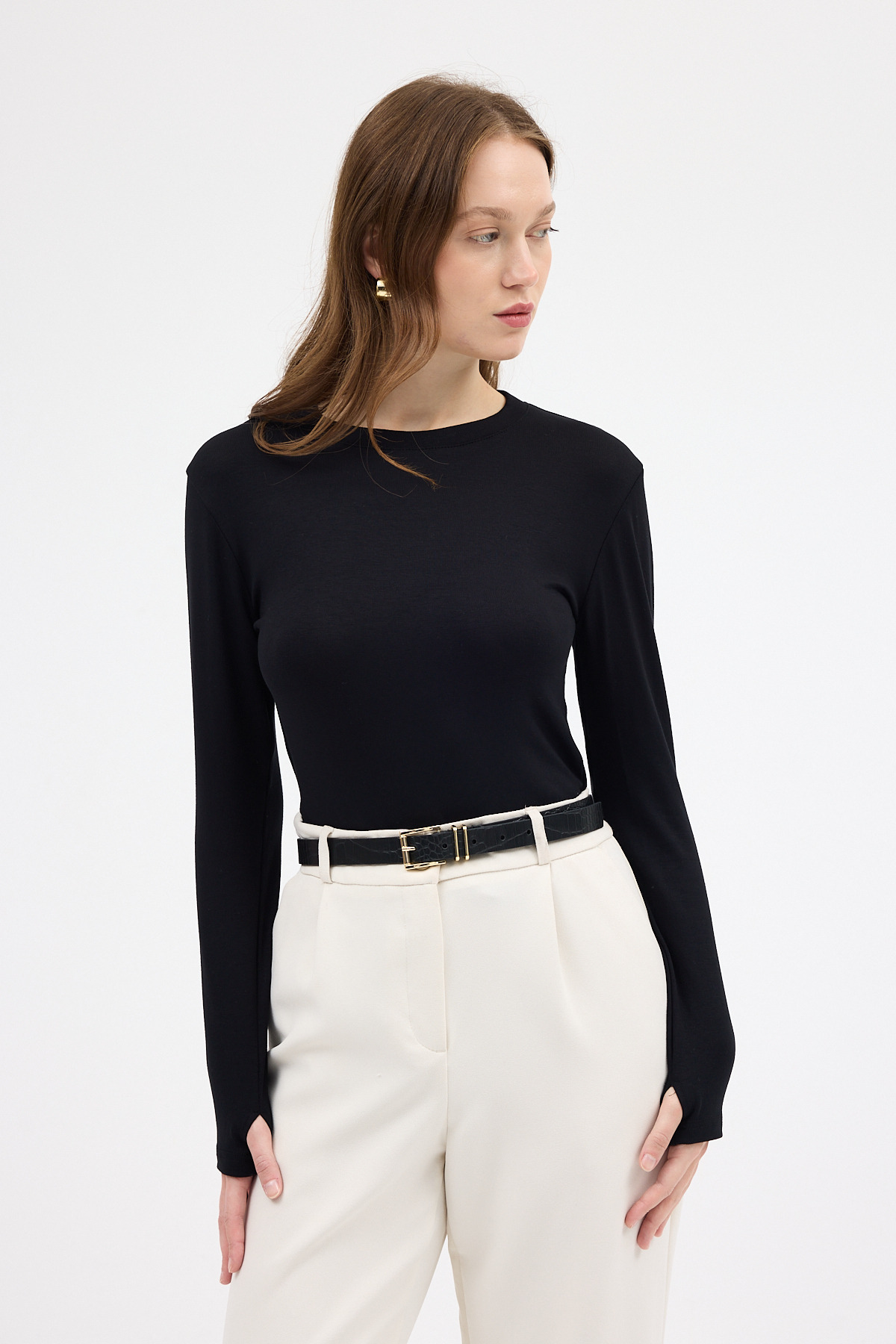 Siyah Premium/Viskoz Yumuşak Kumaşlı Parmak Geçmeli Crop Bluz 8162A - 2
