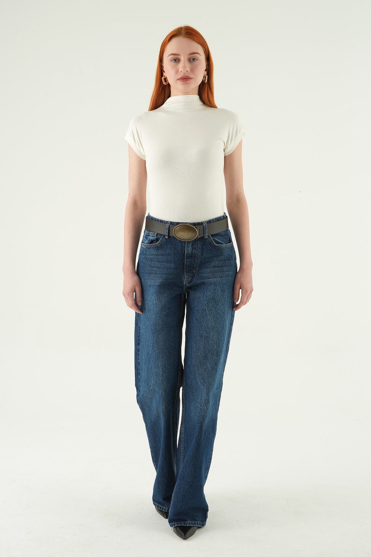 Ekru Dik Yaka Kısa Kol Body 8174A - 3