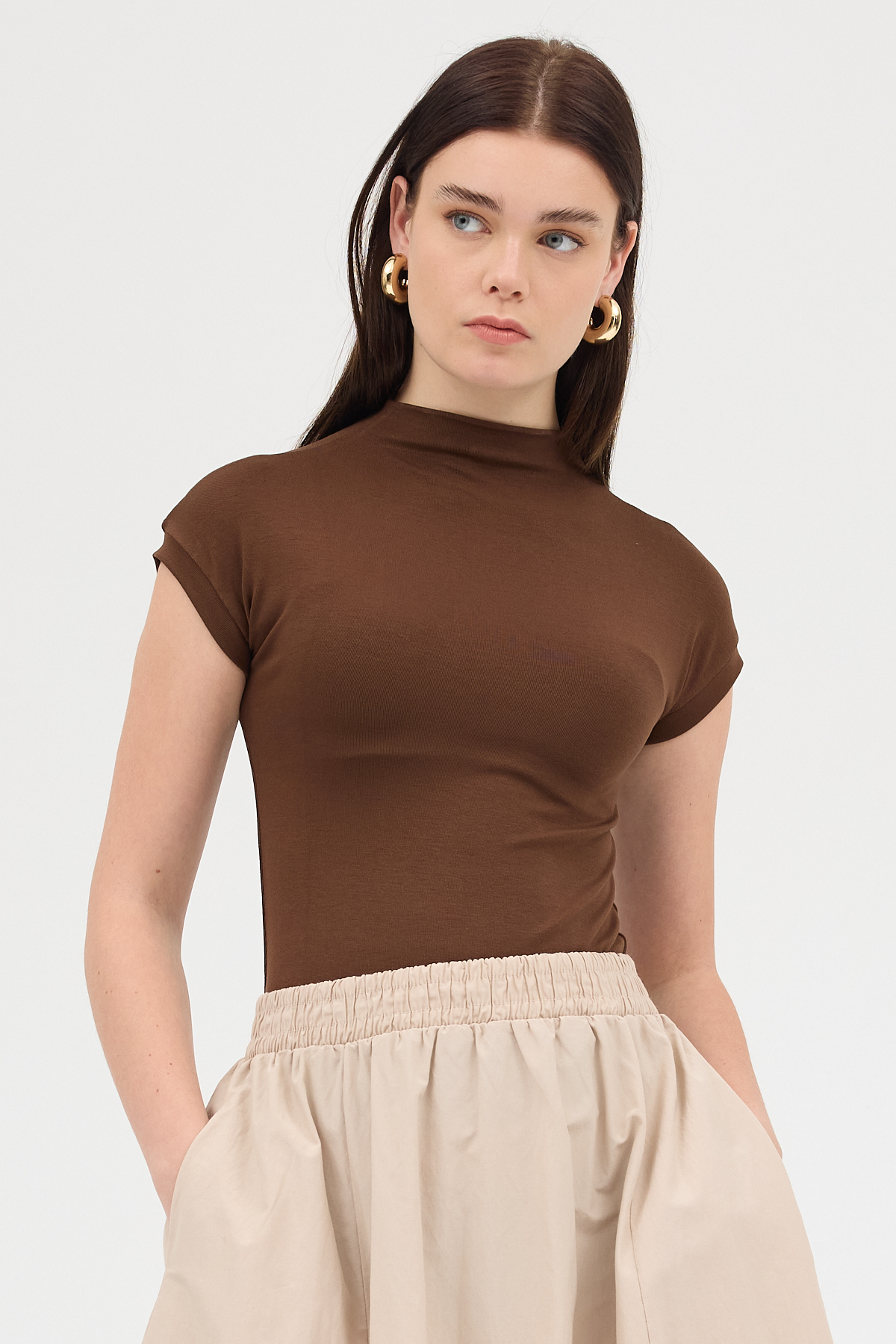 Kahve Dik Yaka Kısa Kol Body 8174A - RAYS