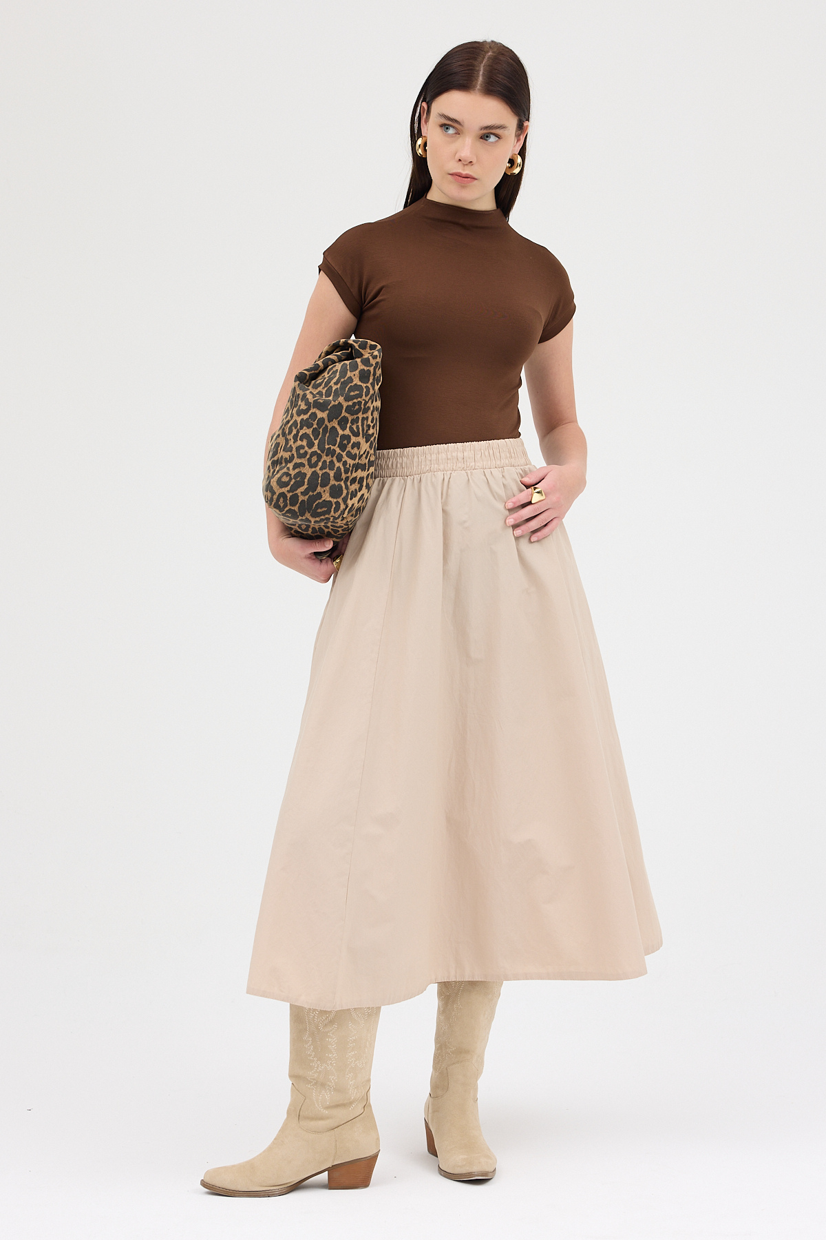 Kahve Dik Yaka Kısa Kol Body 8174A - RAYS