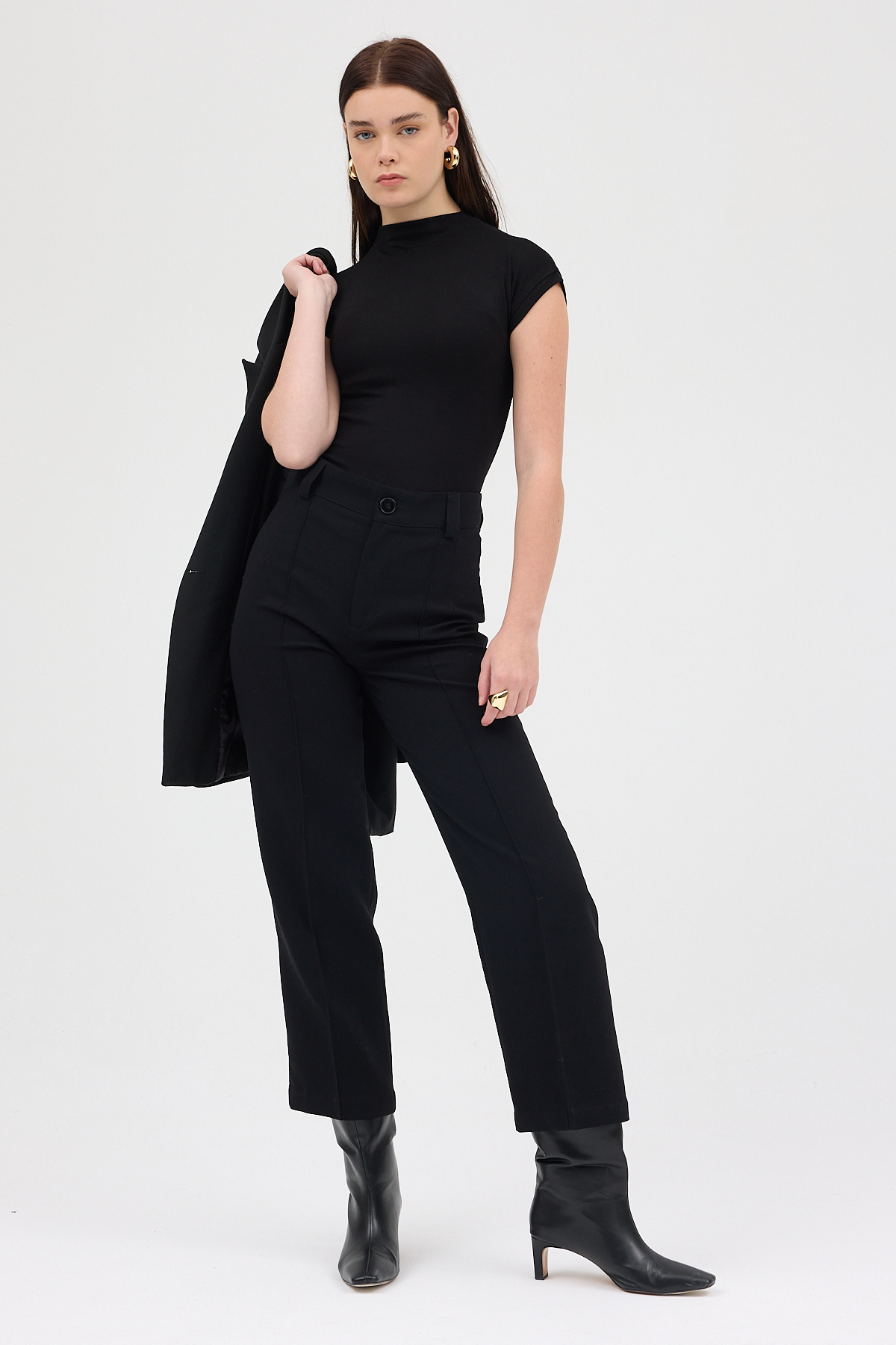 Siyah Dik Yaka Kısa Kol Body 8174A - RAYS