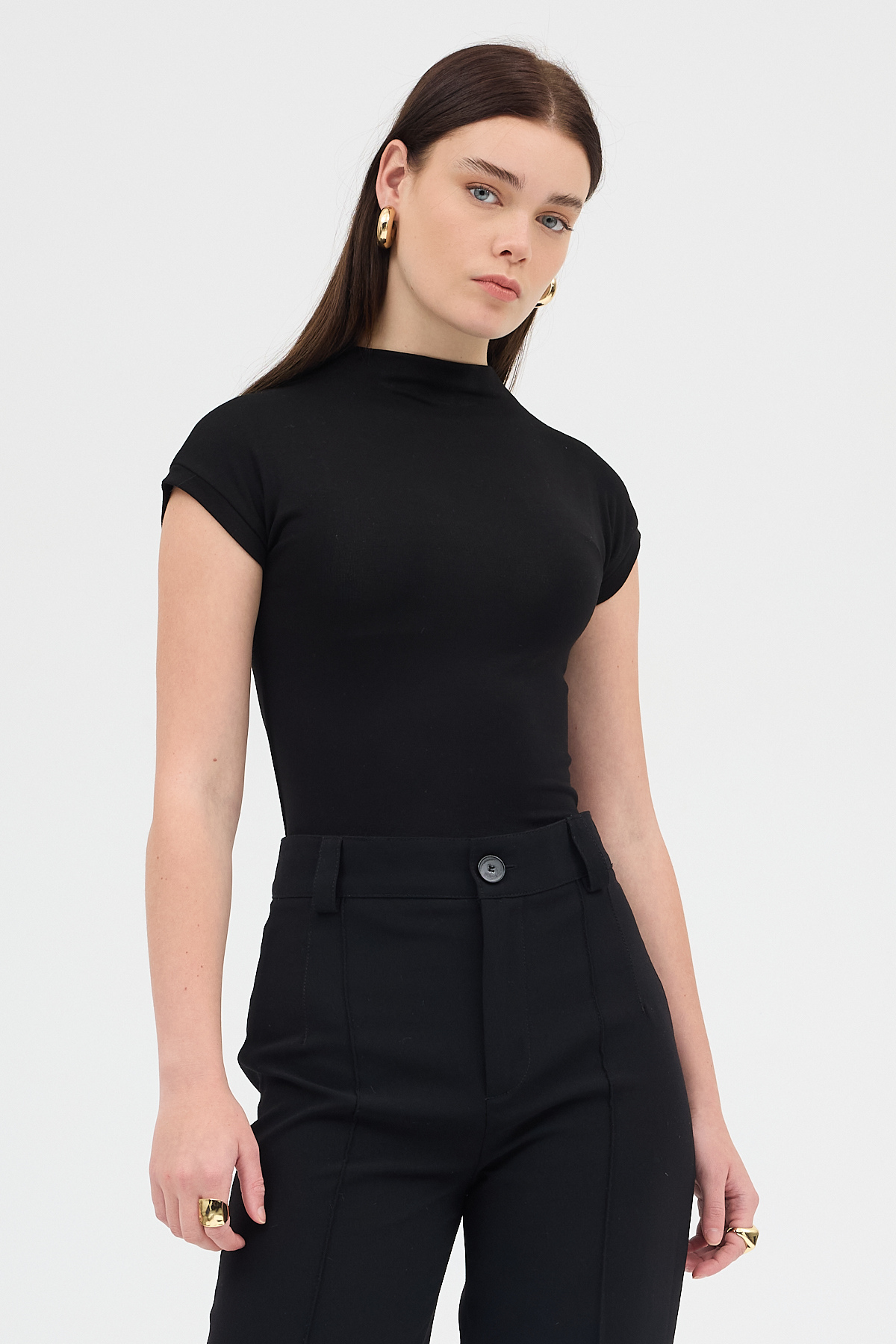Siyah Dik Yaka Kısa Kol Body 8174A - 6