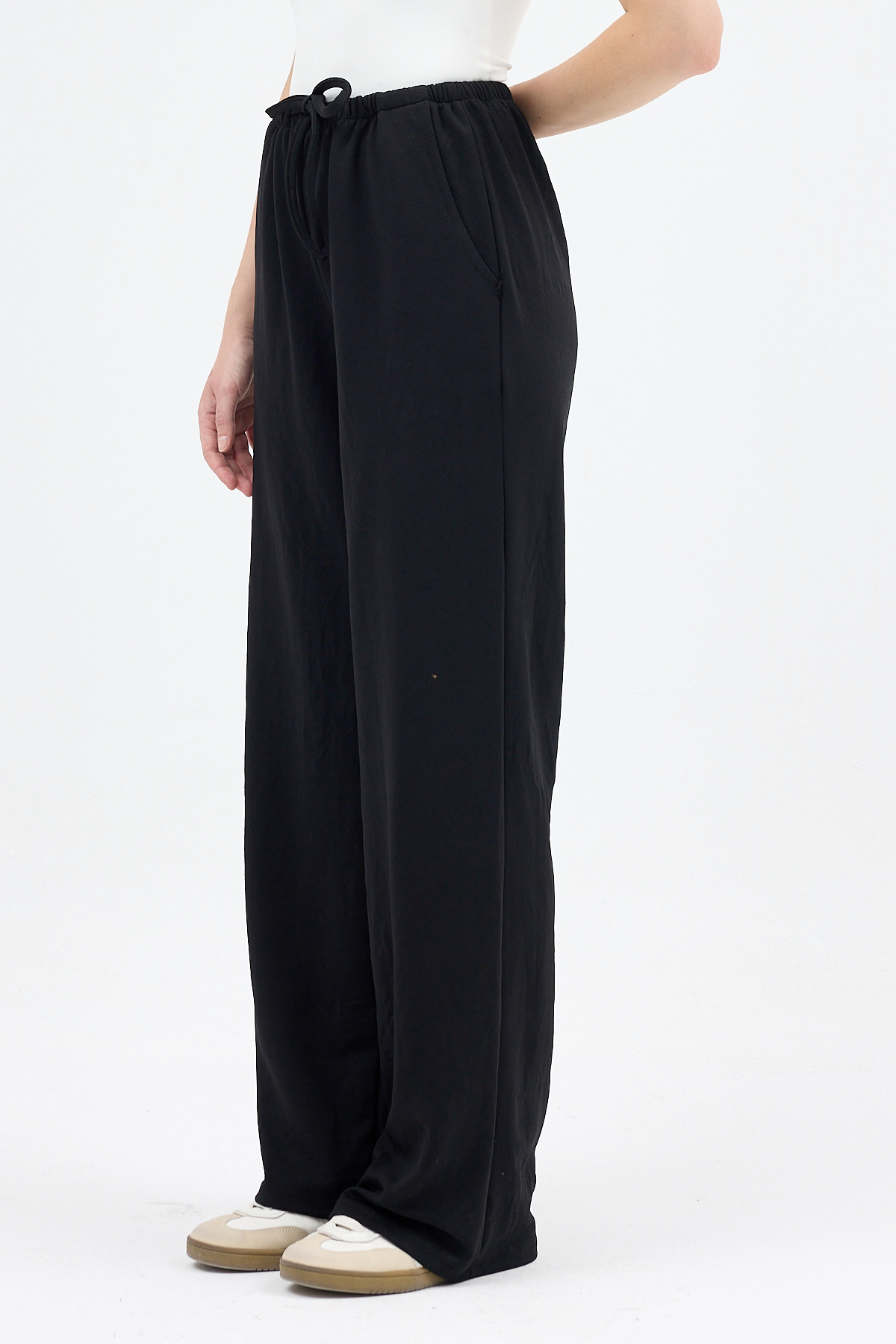 Siyah Bel Lastikli Bol Paça Kadın Pantolon 8194A - 2