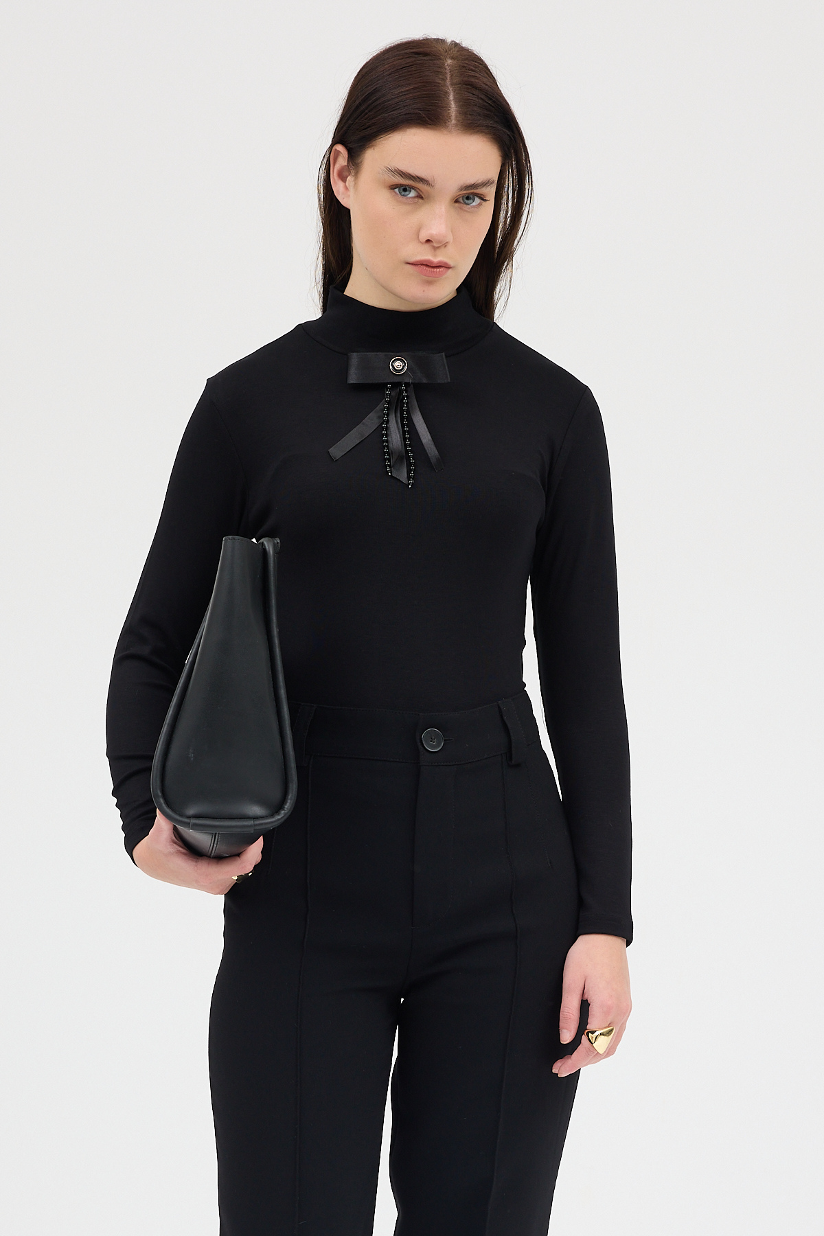 Siyah Bronşlu Uzun Kol Bluz 8197A - RAYS