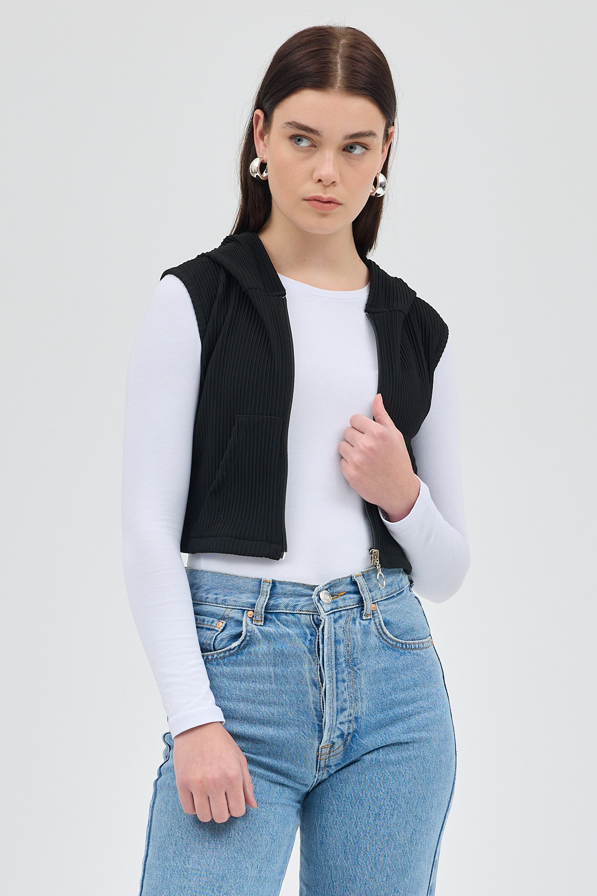 Siyah Fermuarlı Sıfır Kol Kadın Yelek 8201A - RAYS