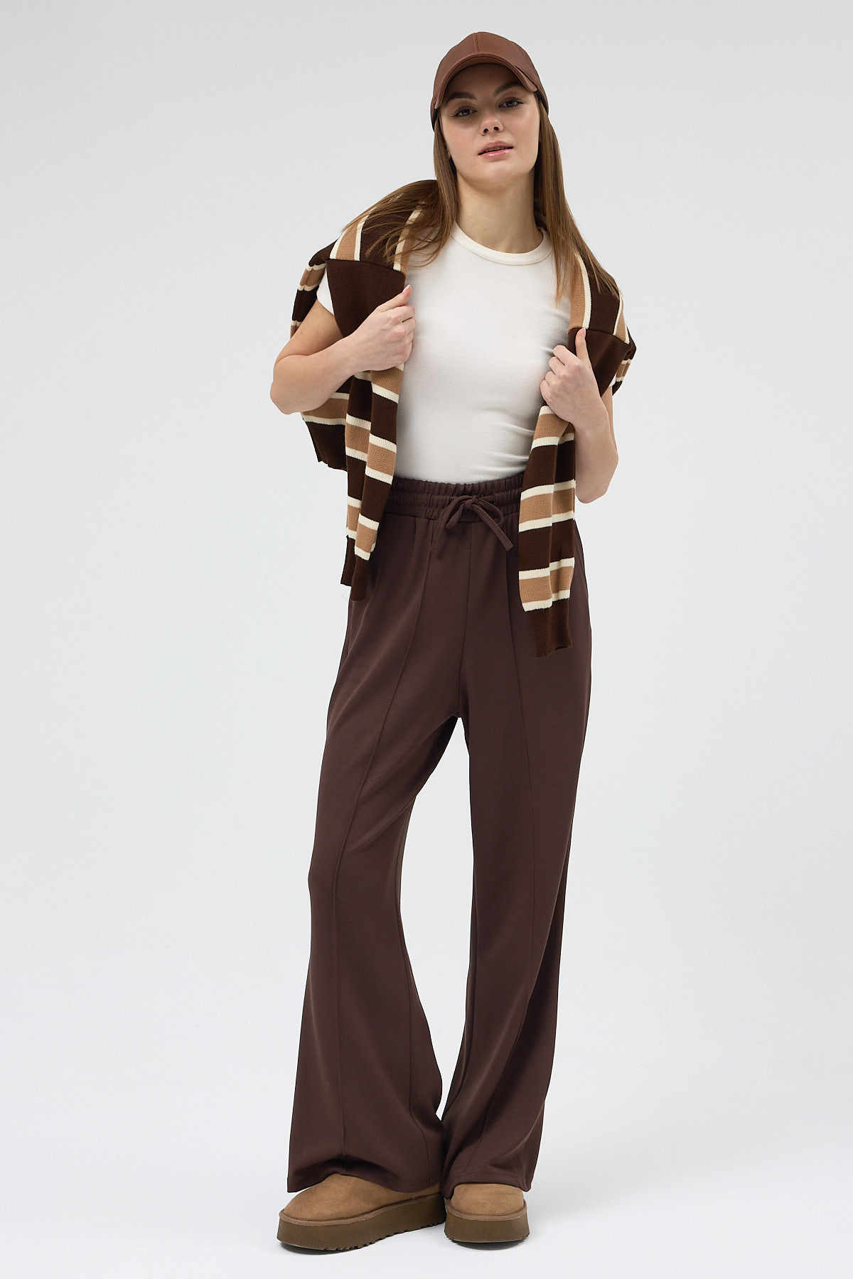 Kahverengi Bel Lastikli Geniş Paça Kadın Eşofman Altı 9218M - 1