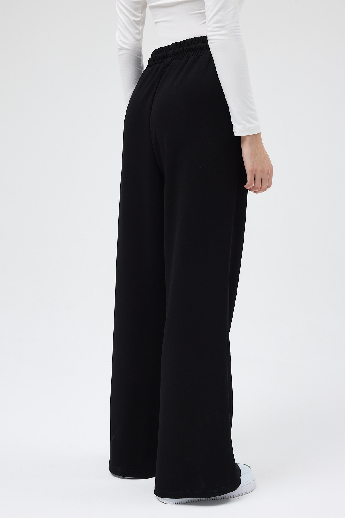 Siyah Bel Lastikli Geniş Paça Kadın Eşofman Altı 9218M - 5