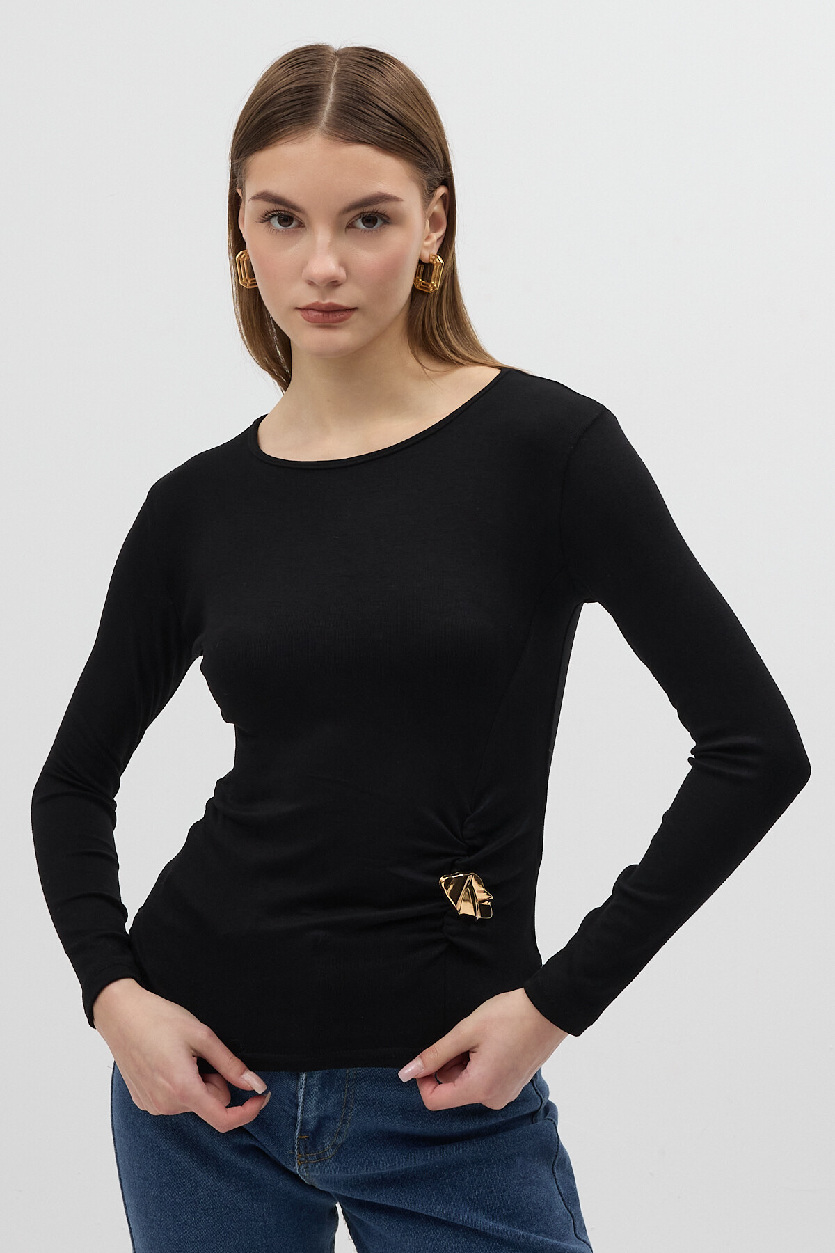 Siyah Bel Toka Detaylı Uzun Kollu Bluz 8221A - 6