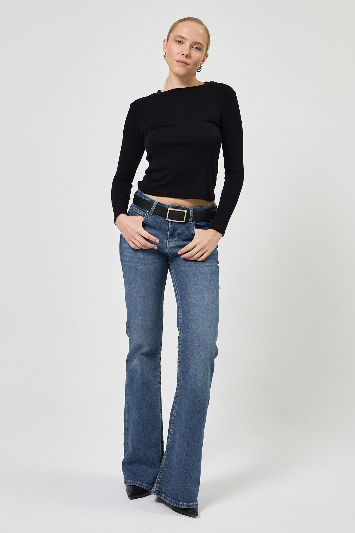 Siyah Uzun Kollu Bisiklet Yaka Dikiş Detaylı Kadın Body 8223A - 7