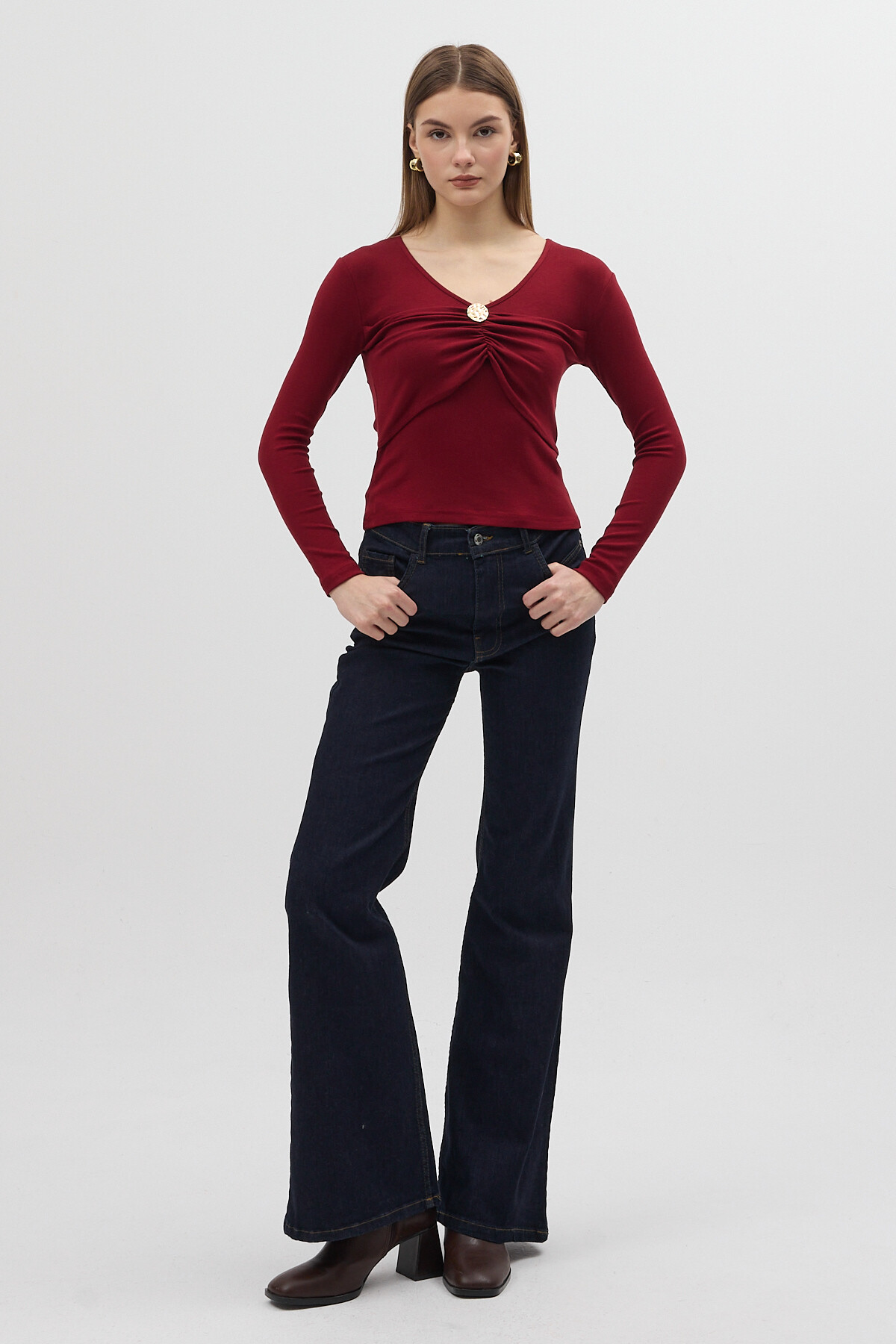 Bordo V Yaka Ön Düğme Detaylı Bluz 8226A - 3