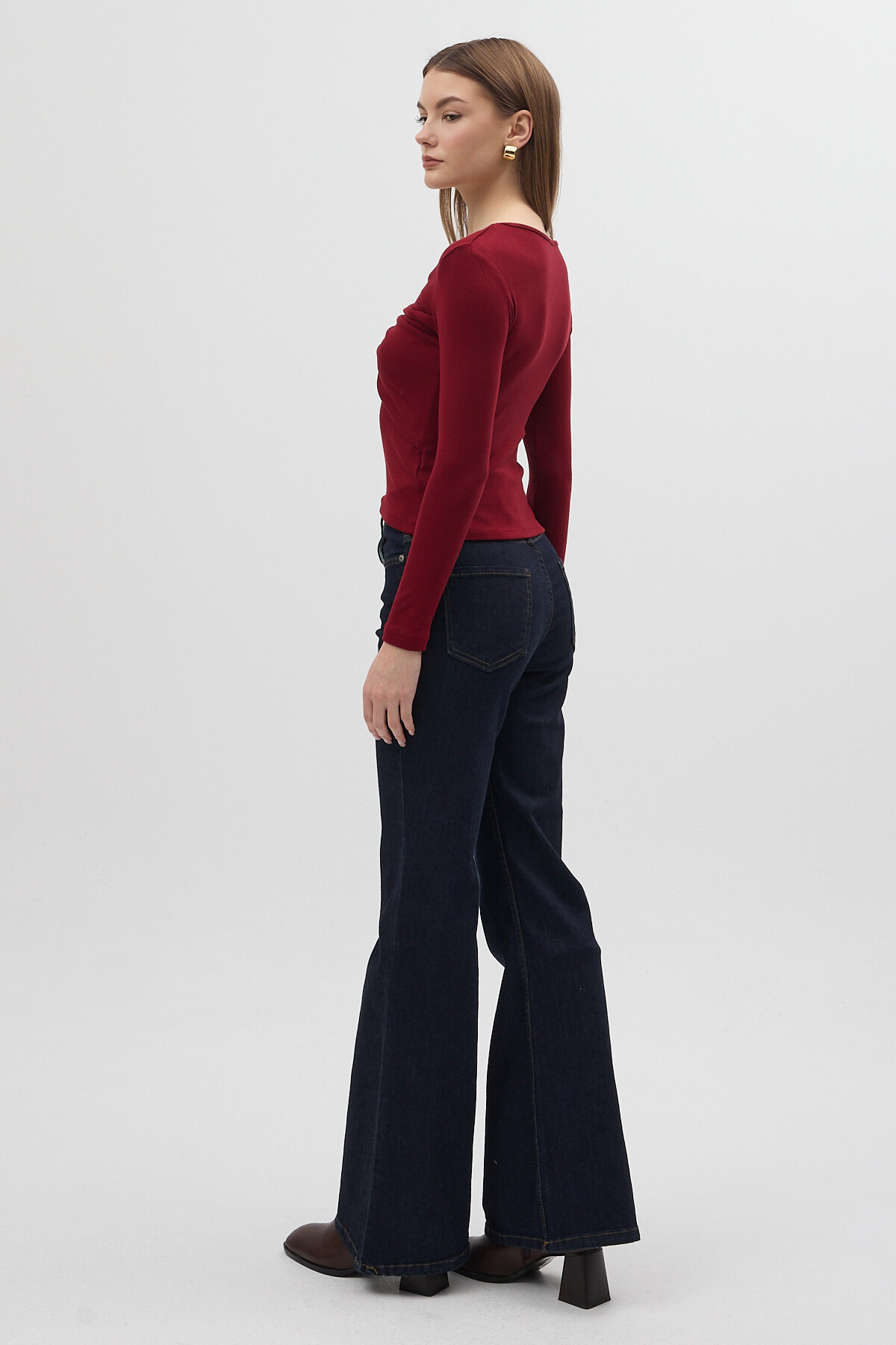 Bordo V Yaka Ön Düğme Detaylı Bluz 8226A - 2