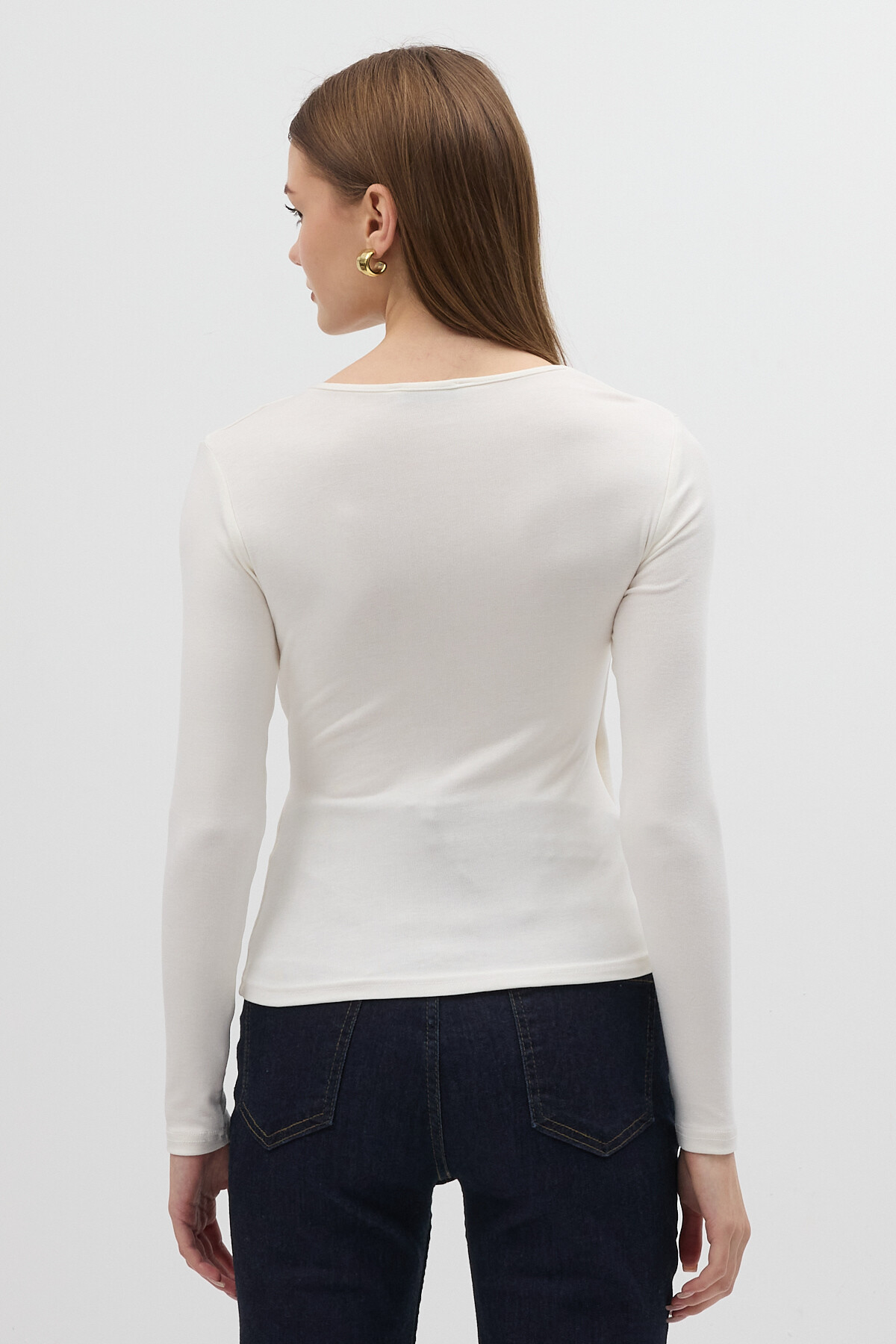 Ekru Aksesuarlı Kruvaze Yaka Uzun Kollu Bluz 8227A - 5