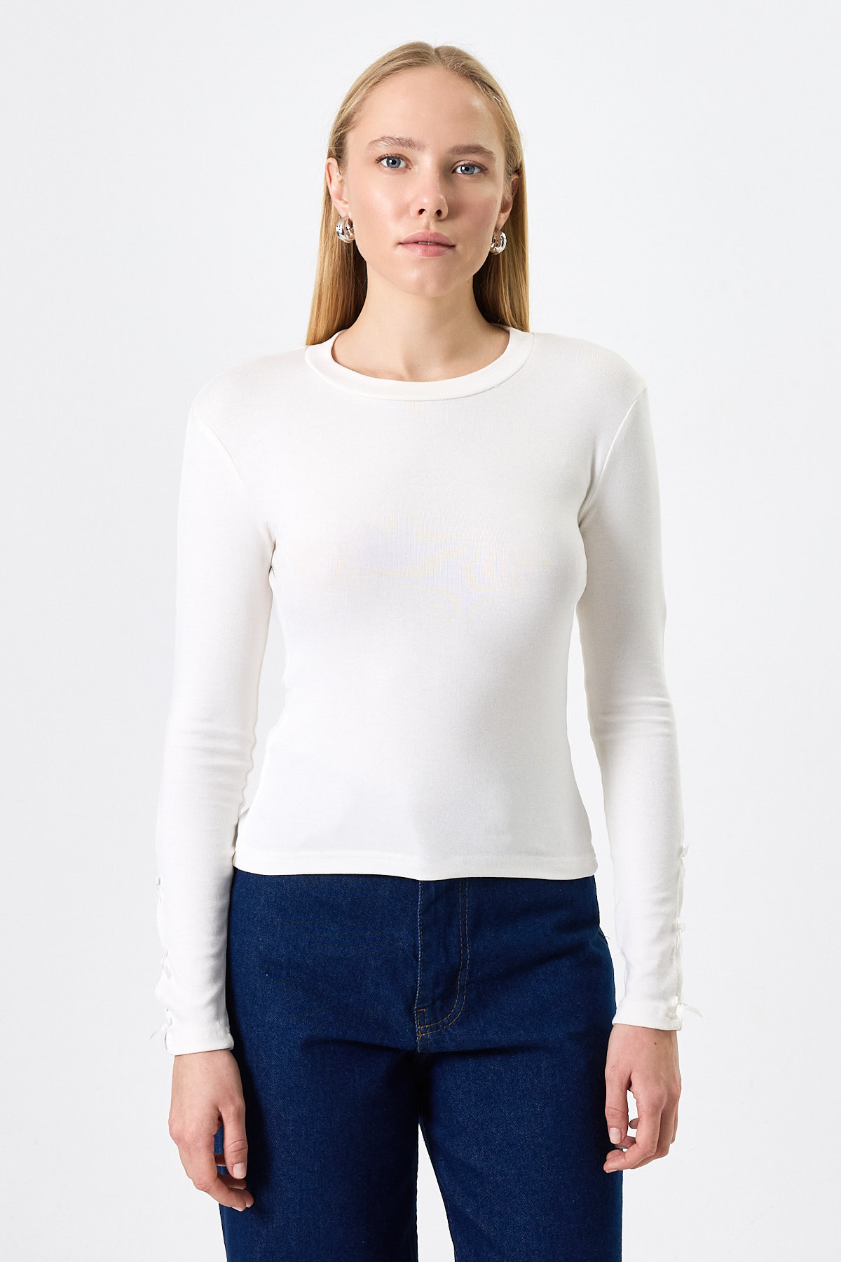 Ekru Kol Kurdele Detaylı Bluz 8232A - 2