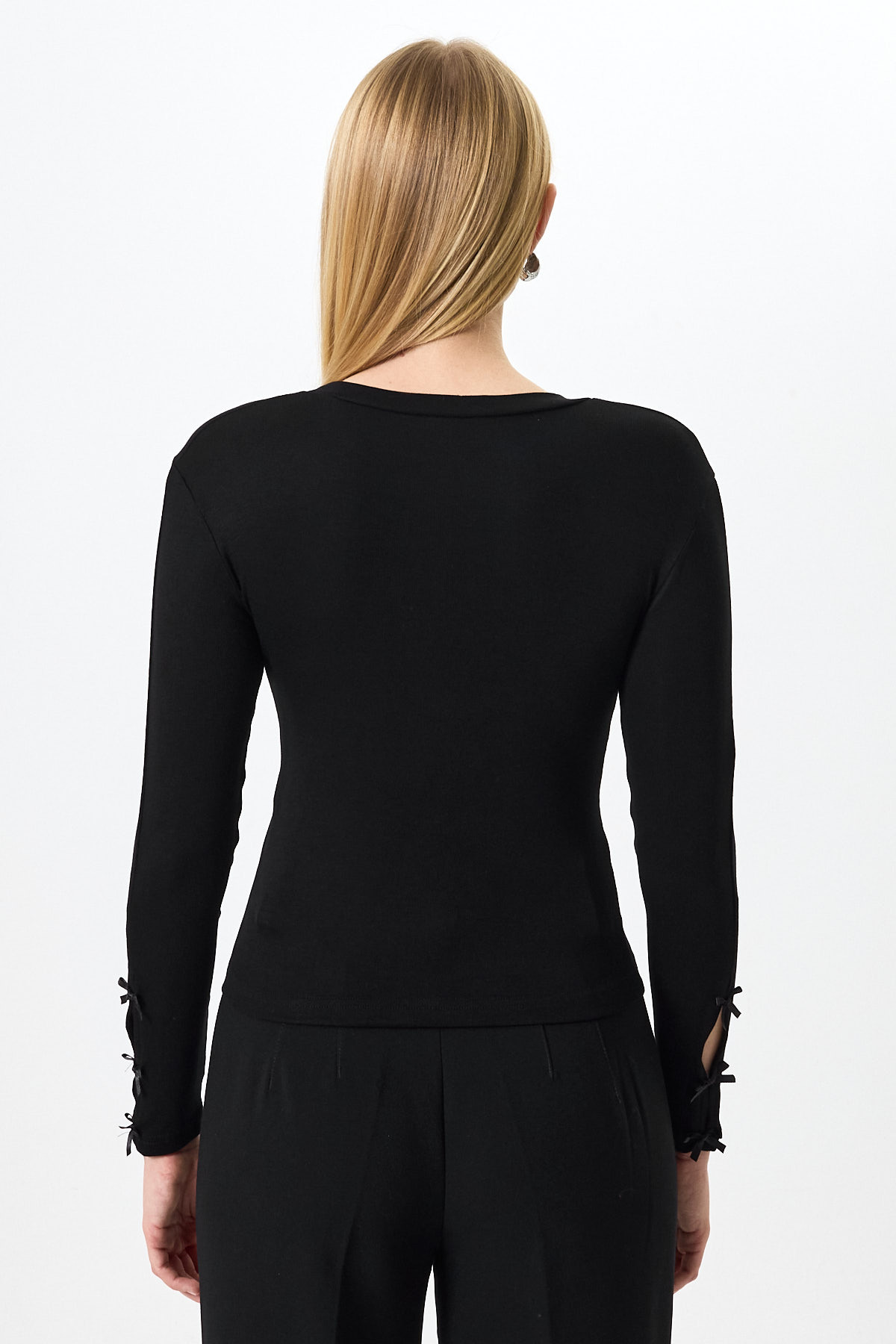Siyah Kol Kurdele Detaylı Bluz 8232A - 5