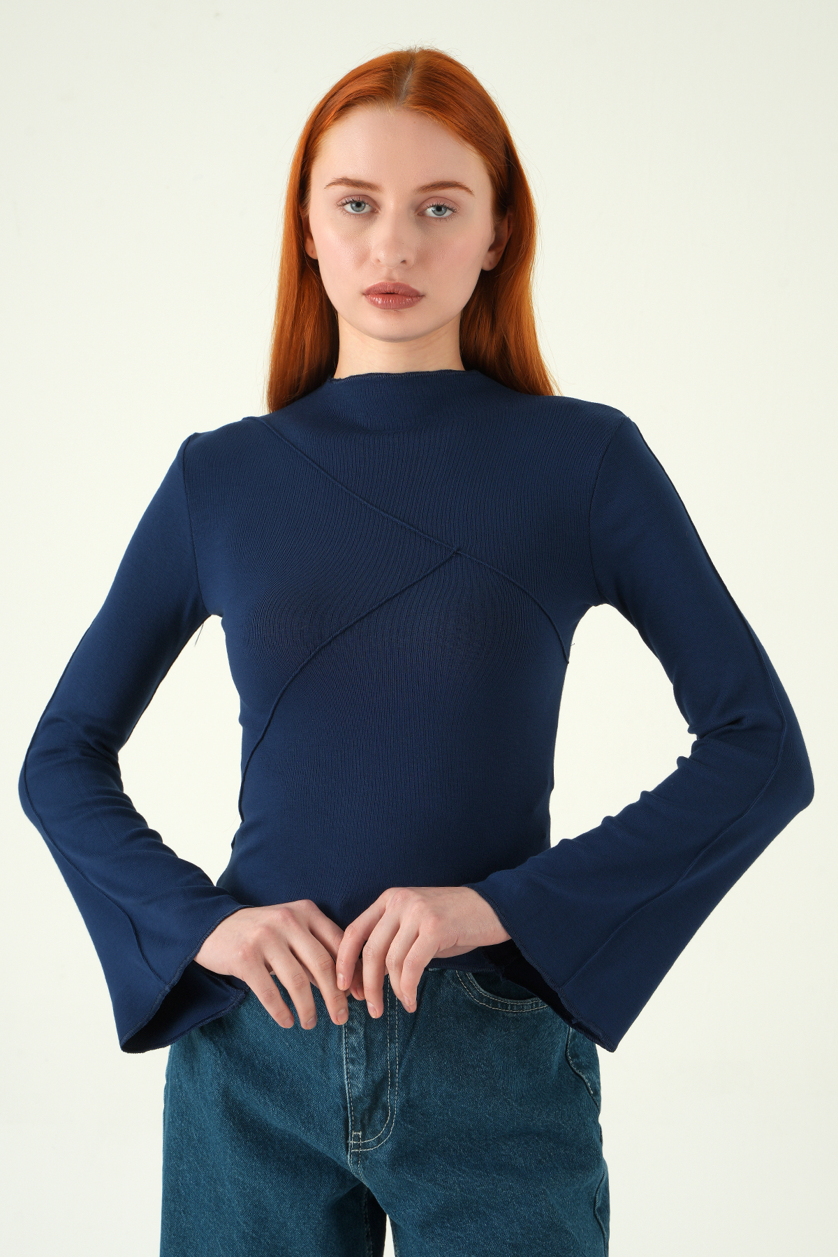 8238A Bisiklet Yaka Ön Çimalı Bluz Laci 